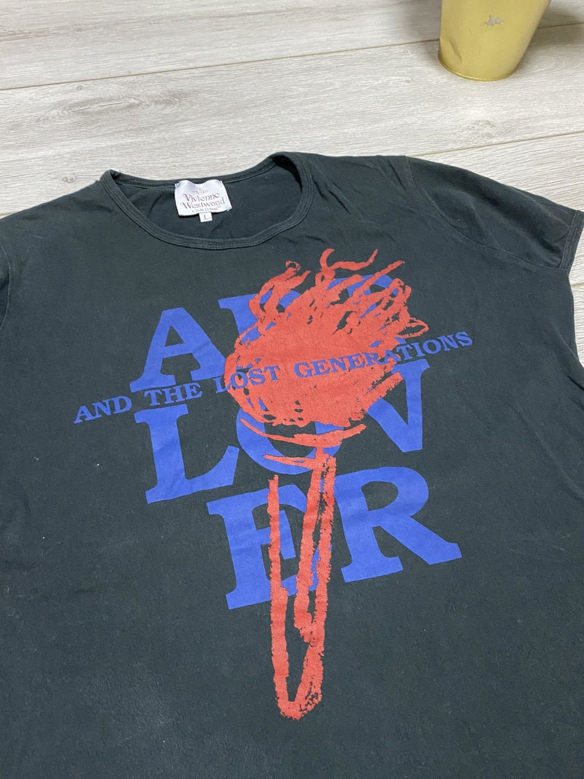 Vivienne Westwood Vivienne Westwood orb Art Lover the lost generation tee eb0 Size US L / EU 52-54 / 3 - 6 Thumbnail