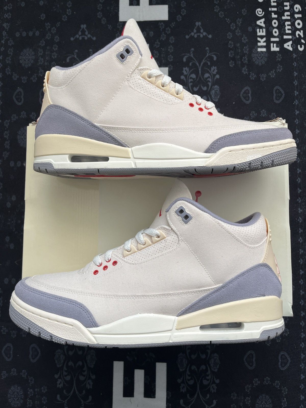 university red jordan 3