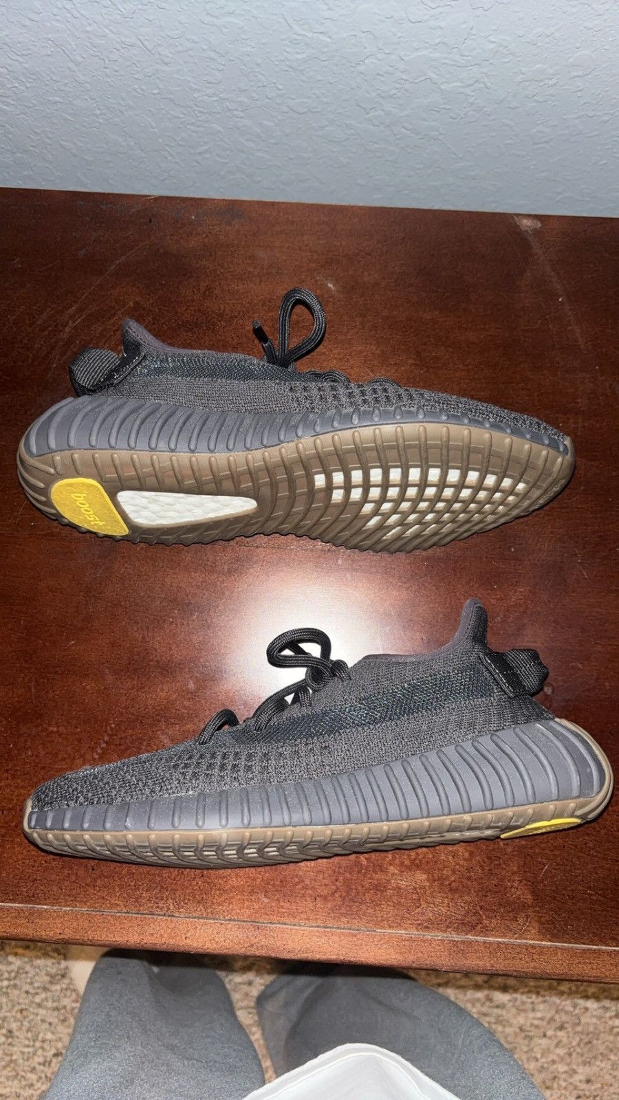 Yeezy Yeezy Boost 350 V2 Size US 5.5 / EU 38 - 1 Thumbnail