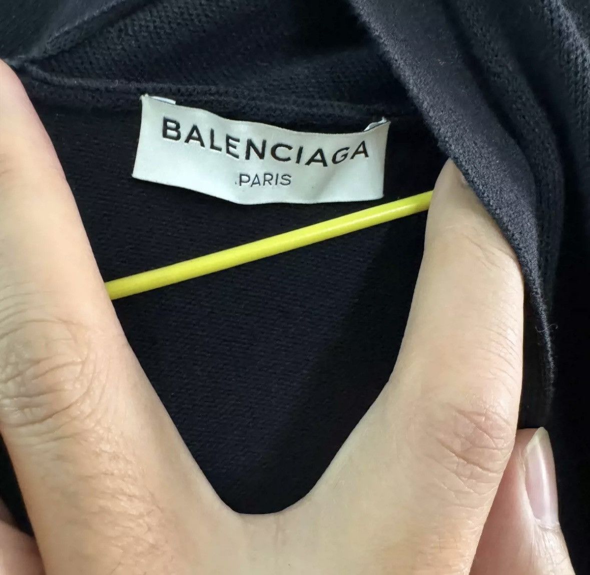 Balenciaga Balenciaga irregular knitwear Size US M / EU 48-50 / 2 - 4 Thumbnail