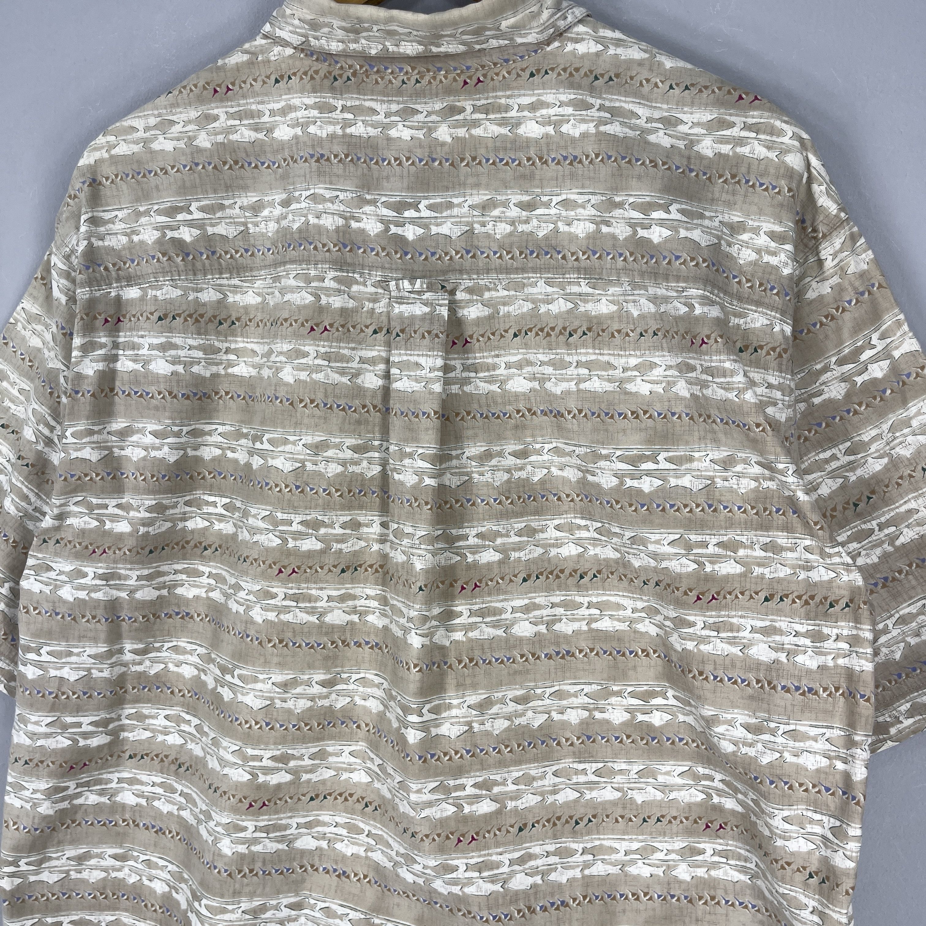 Woolrich Woolen Mills Vintage WOOLRICH Horizontal Fish Motive Printed Shirt Size US L / EU 52-54 / 3 - 9 Thumbnail