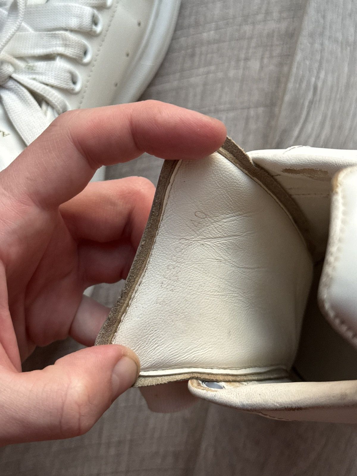 Alexander McQueen Alexander McQueen Oversized Leather White Sneakers Size US 7.5 / EU 40-41 - 19 Thumbnail