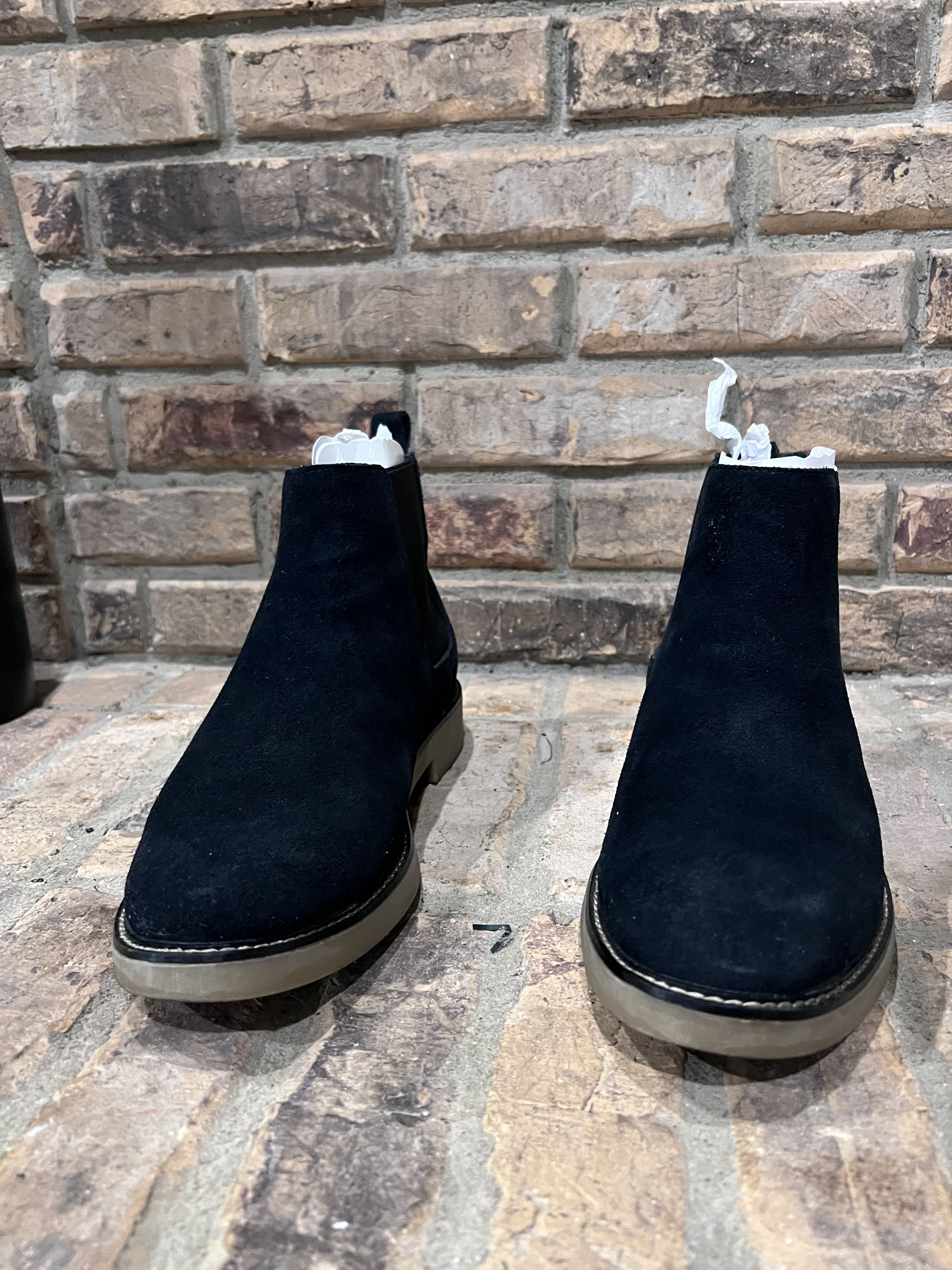 Zara Zara Suede Chelsea Boots Size US 10 / EU 43 - 14 Thumbnail