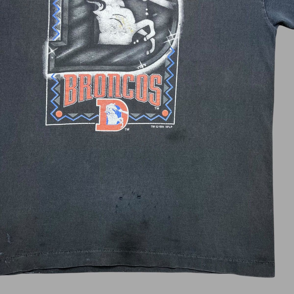 Logo 7 × NFL × Vintage 1994 NFL Denver Broncos Spell Out Graphic Logo 7 Graphic Tee Size US XL / EU 56 / 4 - 6 Thumbnail