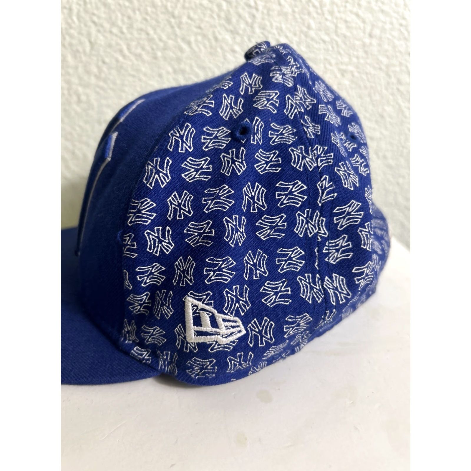 New Era VINTAGE New Era Baseball Hat NY Yankees Royal Blue 7 3/8 Men Wool 59FIFTY Cap Mens OR Boys Size ONE SIZE - 6 Thumbnail