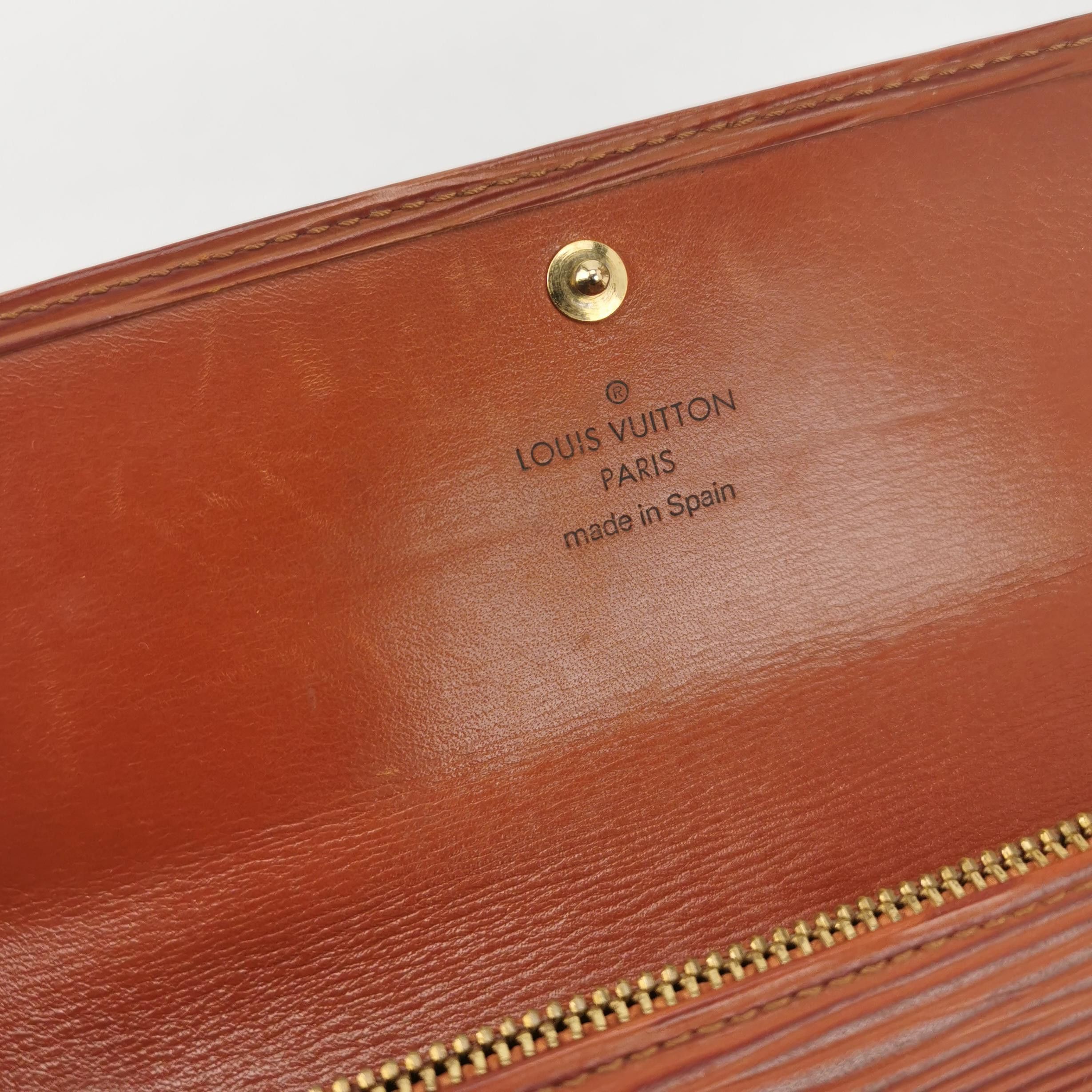 Louis Vuitton Louis Vuitton (LV) Cowhide Water Ripple Classic Temperament Size ONE SIZE - 5 Thumbnail