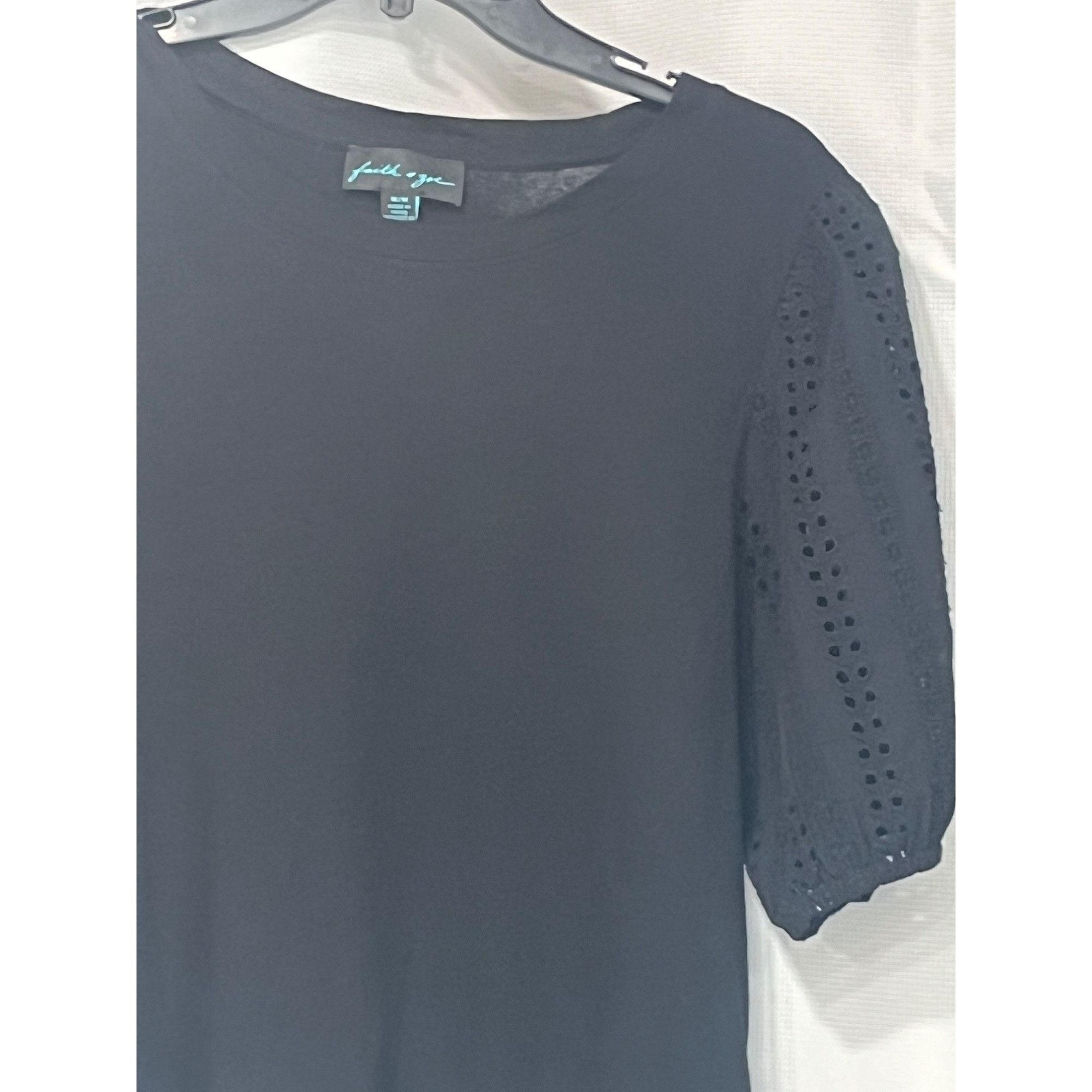 Other Faith & Zoe Women’s Eyelet Ballon Sleeve Top, Black, M Size M / US 6-8 / IT 42-44 - 9 Thumbnail