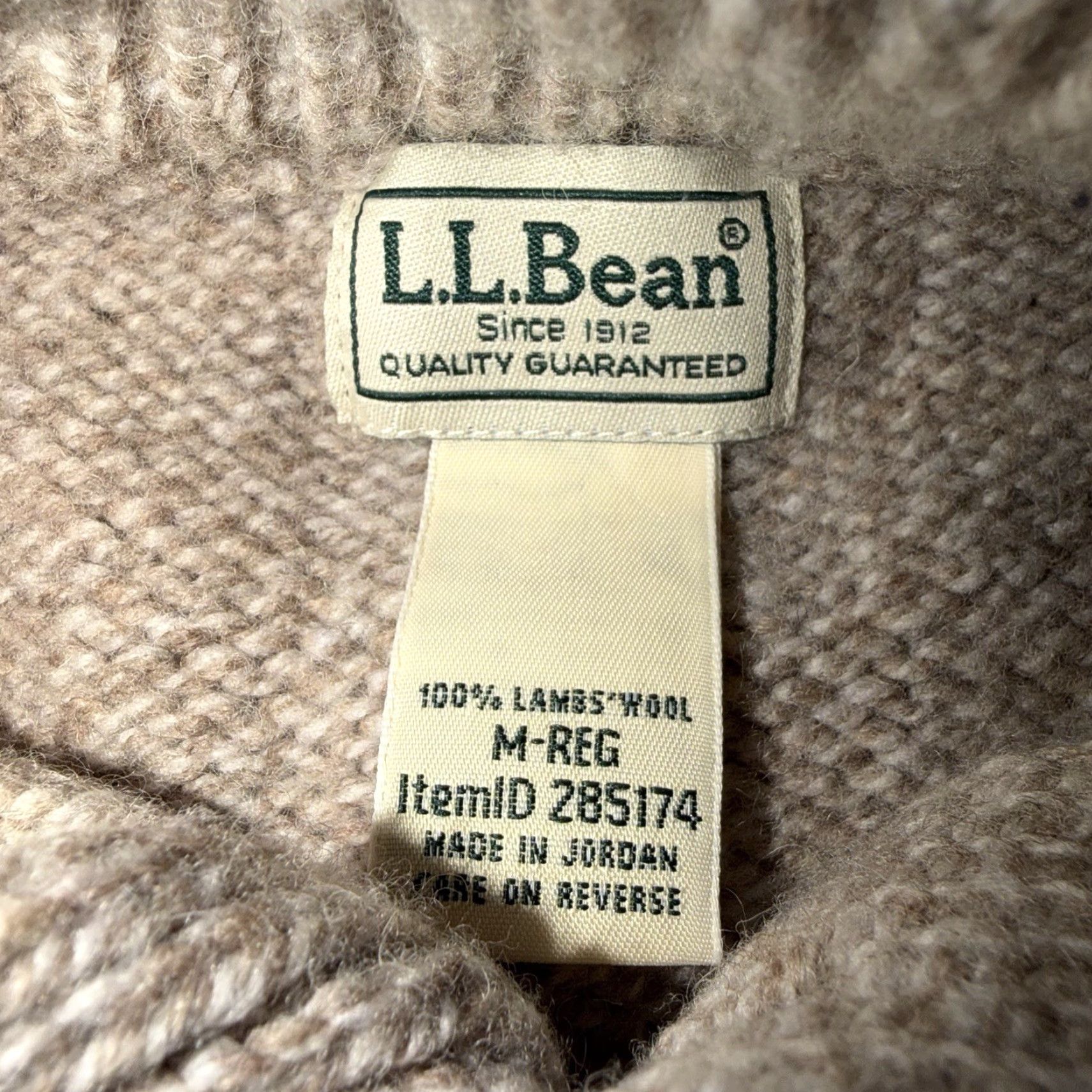 Vintage VINTAGE LL Bean Classic Lambs Wool Henley Sweater Men’s Medium Regular Knit READ (Hole in arm) Size US L / EU 52-54 / 3 - 4 Thumbnail