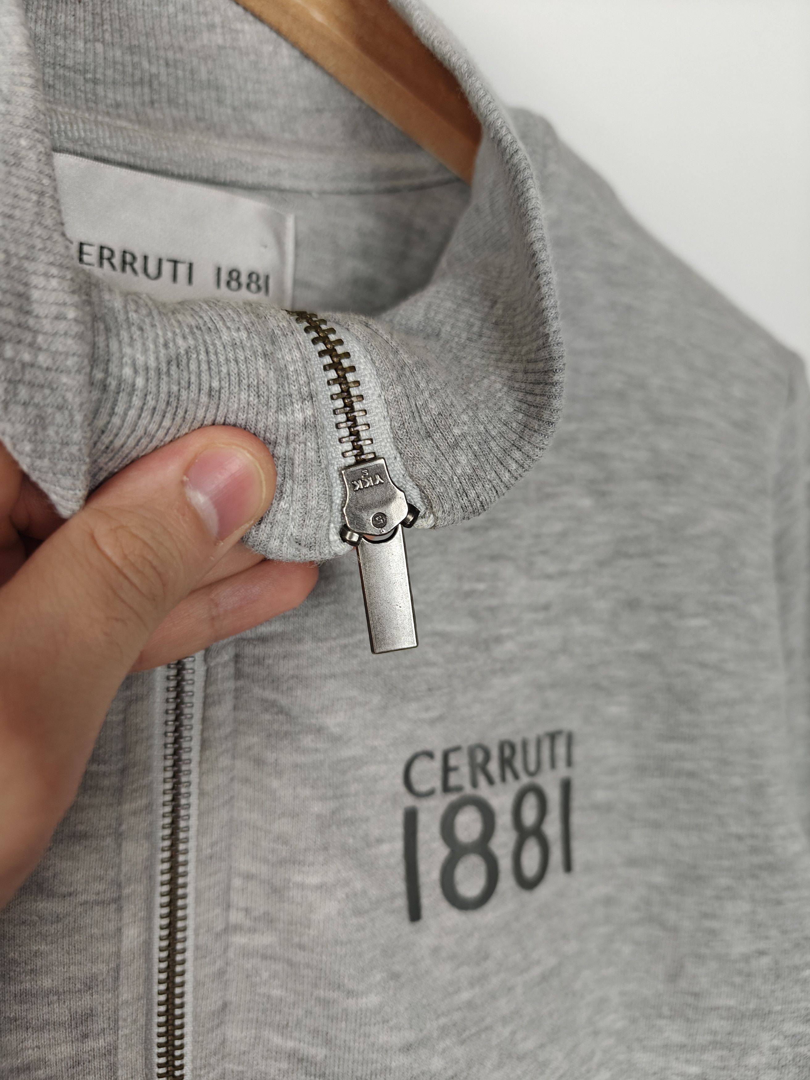 Cerruti 1881 Cerruti 1881 Track Top Zip Jacket Gray size S Italy Size US S / EU 44-46 / 1 - 8 Thumbnail