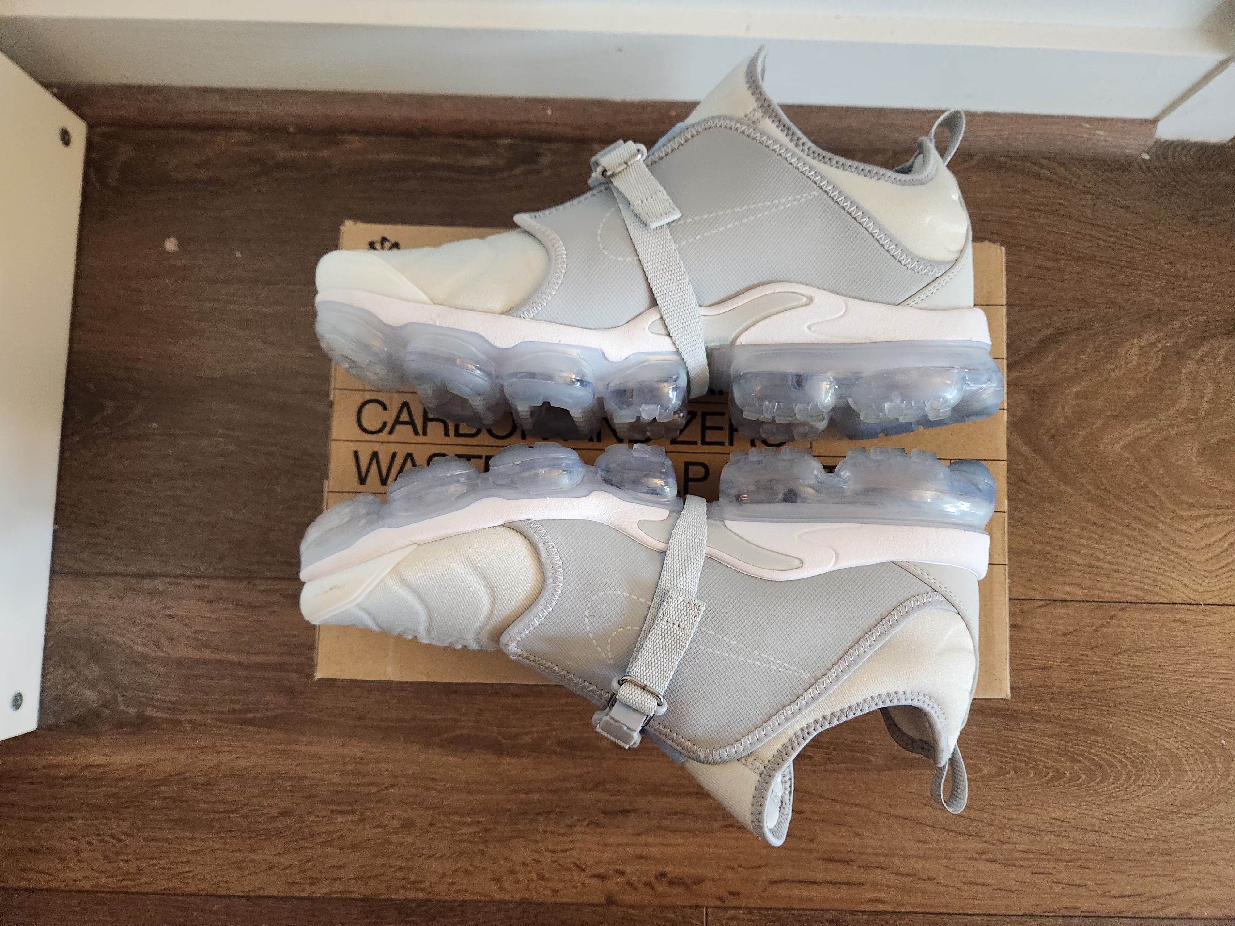 Nike Nike Air VaporMax Plus "Paris Works in Progress" Size US 10.5 / EU 43-44 - 2 Thumbnail