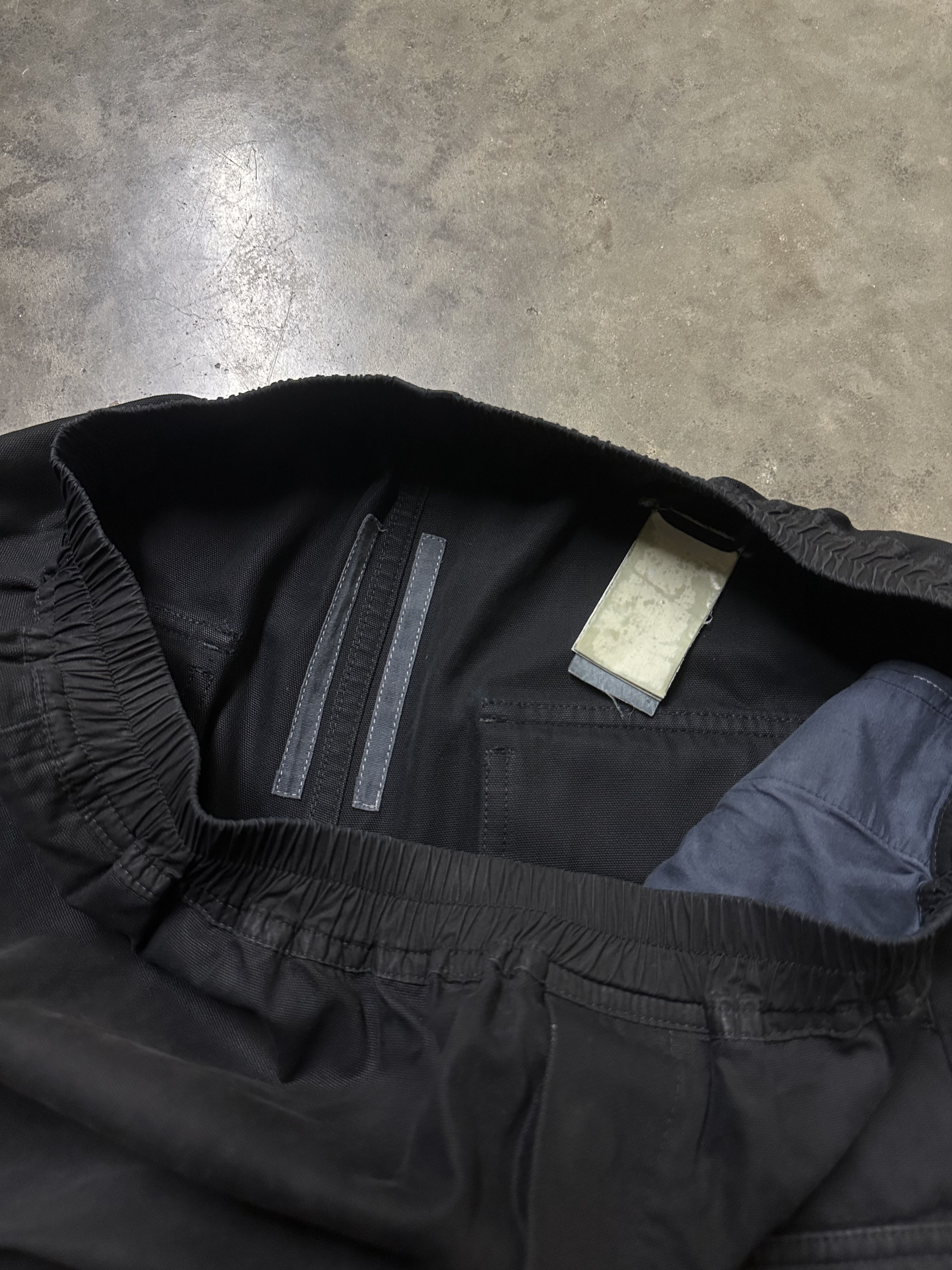 Rick Owens Rick Owens SS16 Drop Pocket Cargo Shorts Size US 30 / EU 46 - 4 Thumbnail
