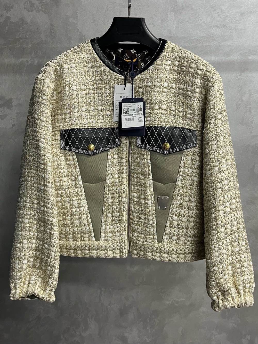 Louis Vuitton Louis Vuitton Tweed Zip Up Jacket Size 36 Size XS / US 0-2 / IT 36-38 - 1 Thumbnail