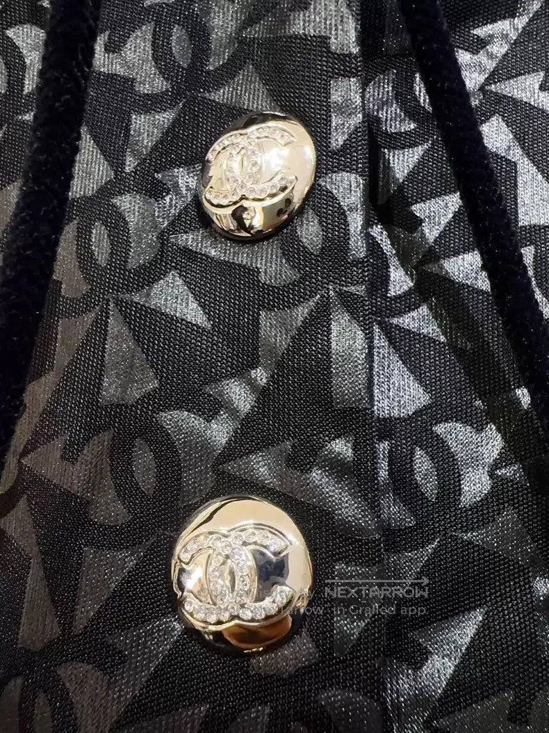 Chanel Chanel Ski series black full logo hooded jacket Size XS / US 0-2 / IT 36-38 - 3 Thumbnail