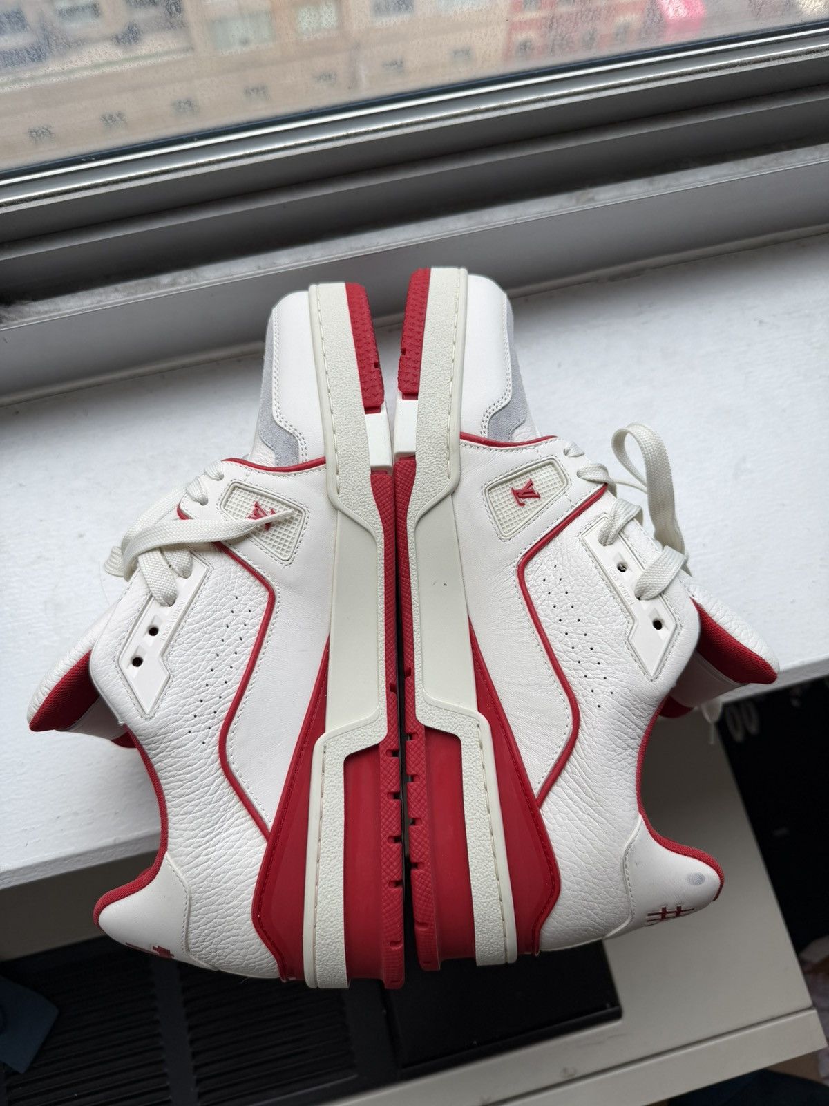Louis Vuitton #54 Signature Trainer Sneaker, size LV 8 (US9.5) Size US 9.5 / EU 42-43 - 6 Thumbnail