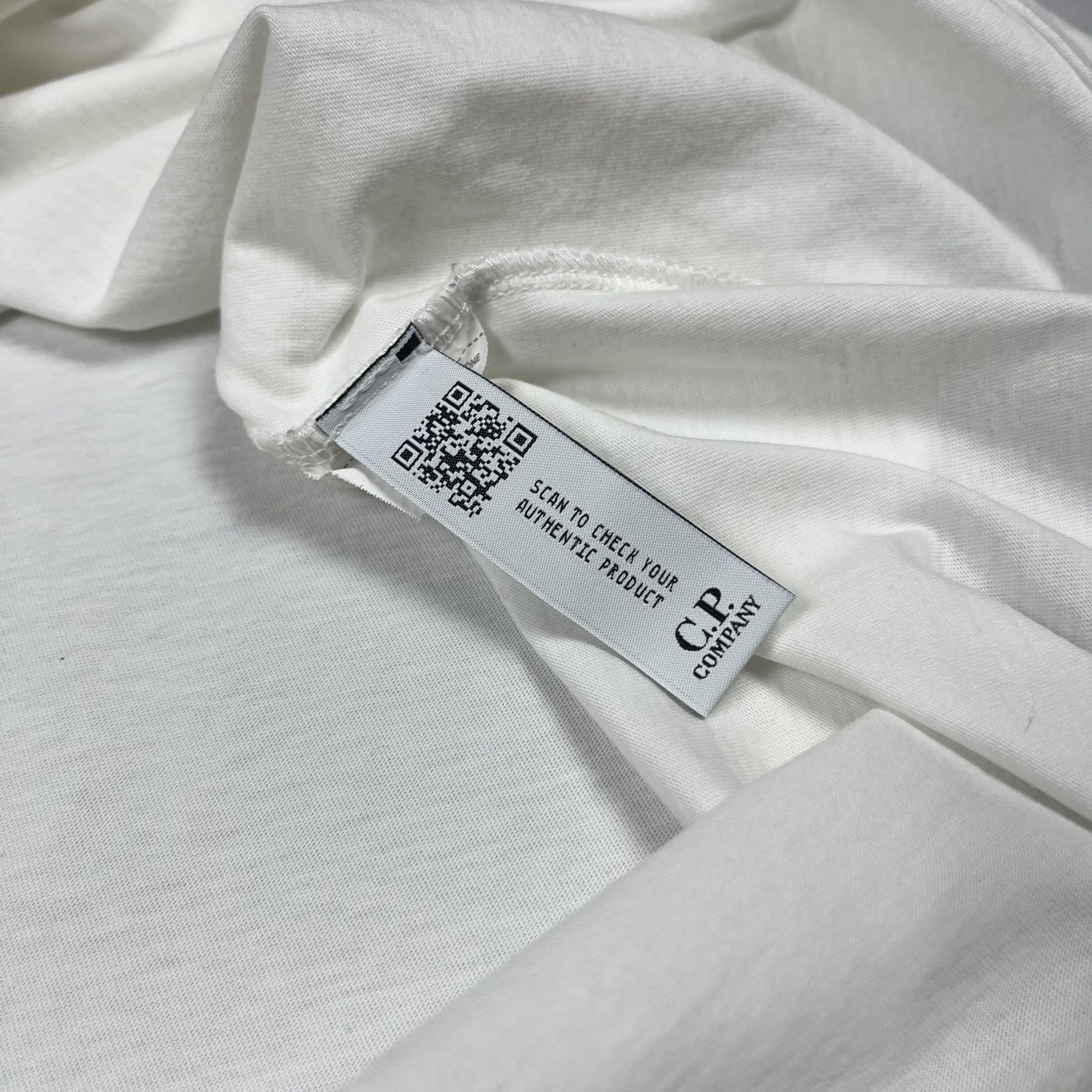 C.P. Company C.P. Company Big Logo T Shirt Size US XL / EU 56 / 4 - 10 Thumbnail
