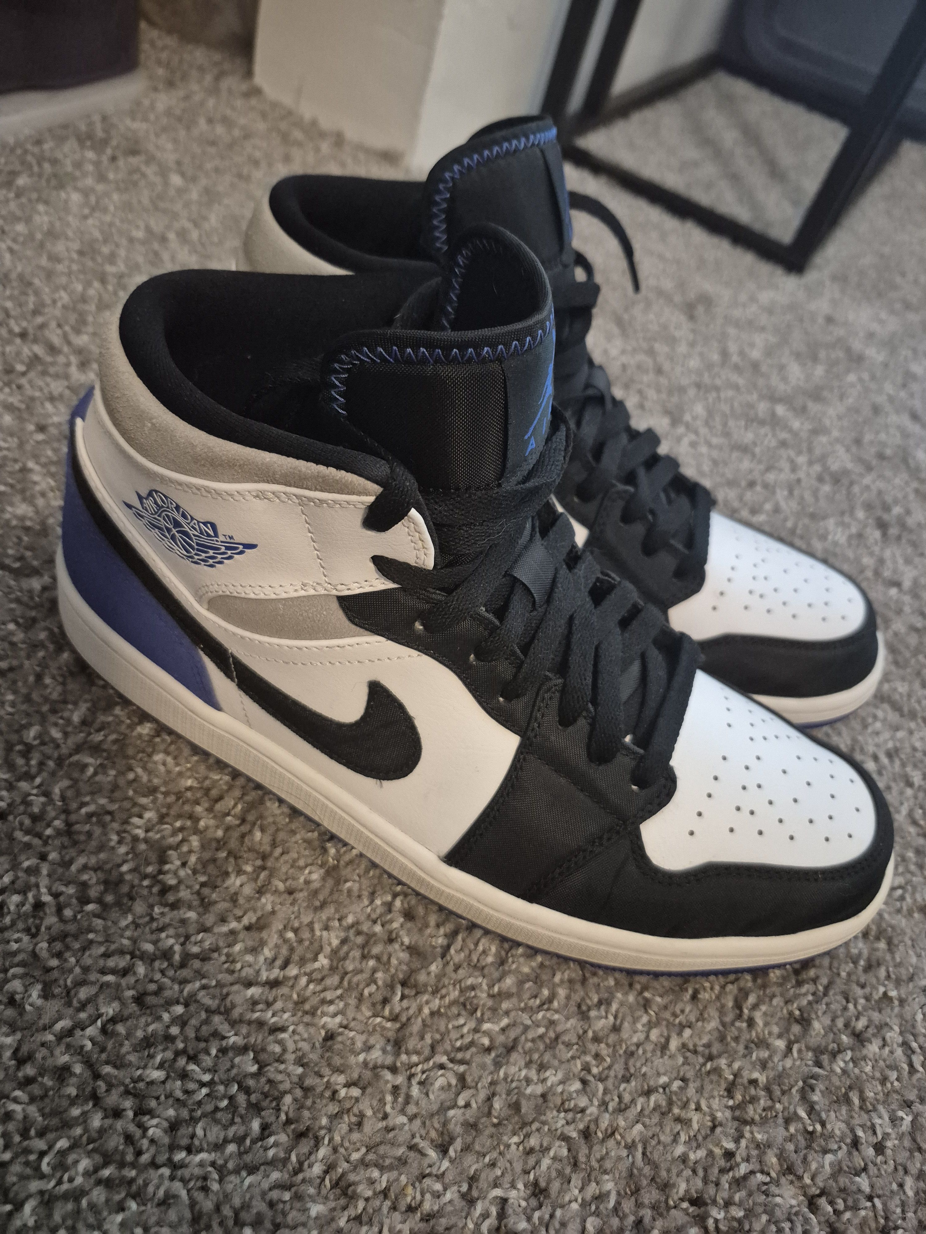 Nike Jordan 1 Mid SE Royal Black Size US 9.5 / EU 42-43 - 4 Thumbnail