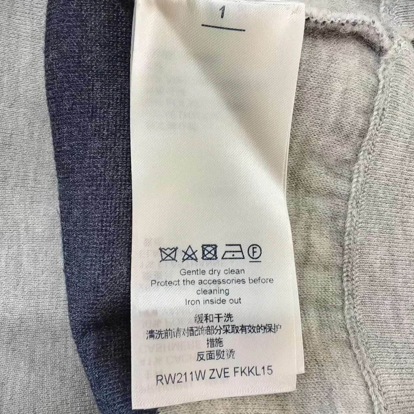 Louis Vuitton LOUIS VUITTON Grey Striped Logo Zip Hoodie XXS Size XXS / US 00 / IT 34 - 5 Thumbnail