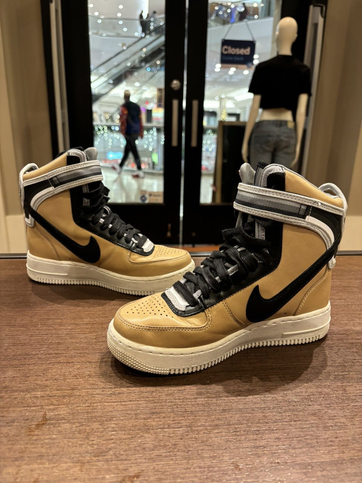 Nike Air Force 1 High SP ‘Ricardo Tisci’ Size US 5 / EU 37 - 2 Thumbnail