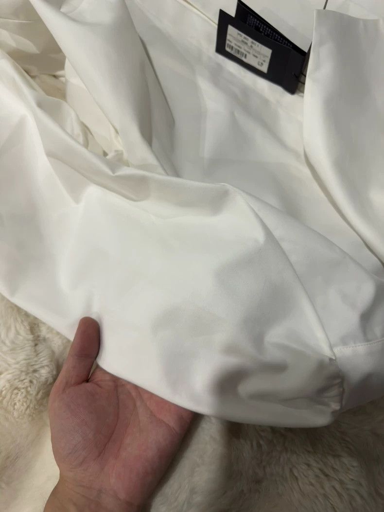 Saint Laurent Paris Saint Laurent Paris size 40 Big iris knot shirt Size L / US 10 / IT 46 - 8 Thumbnail