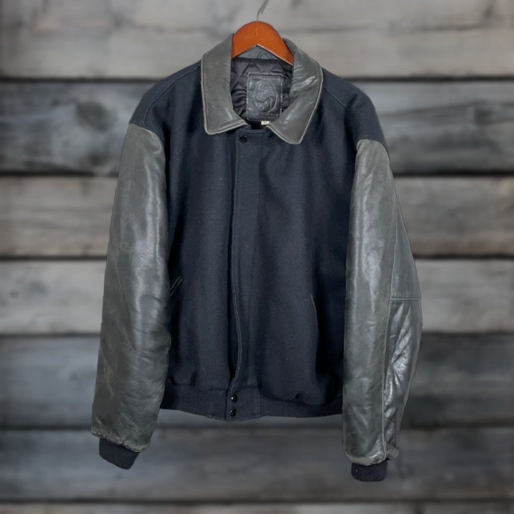 Golden Bear Vintage Golden Bear Varsity Bomber Jacket Adult XL Black Leather Wool Michigan Hockey Casual Mens Size US XL / EU 56 / 4 - 1 Thumbnail