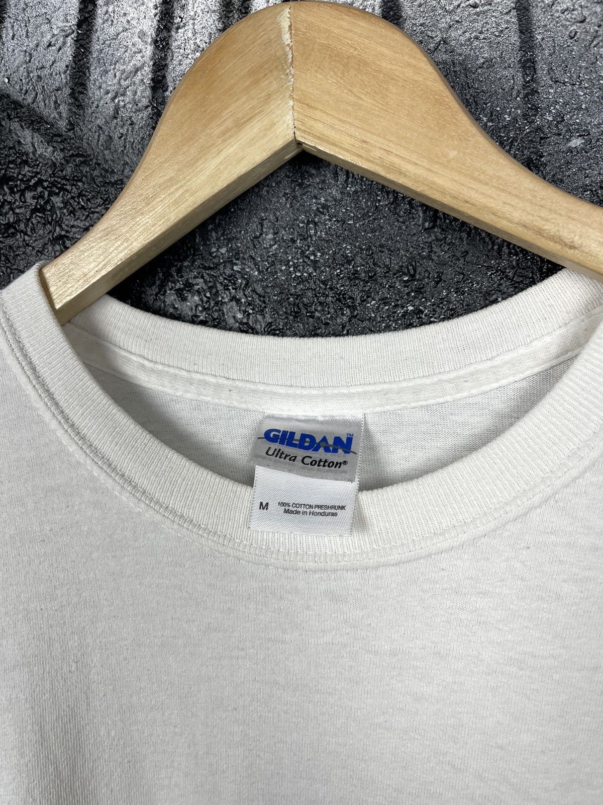 Vintage Vintage Gildan Vette Vues Magazine T-Shirt Men’s Size M Size US M / EU 48-50 / 2 - 7 Thumbnail