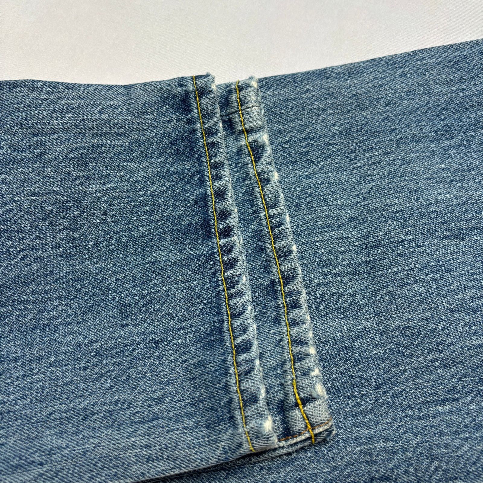 Sid Mashburn $185 Sid Mashburn Light Wash Denim 36x30 Slim Straight Jeans Size US 36 / EU 52 - 14 Thumbnail
