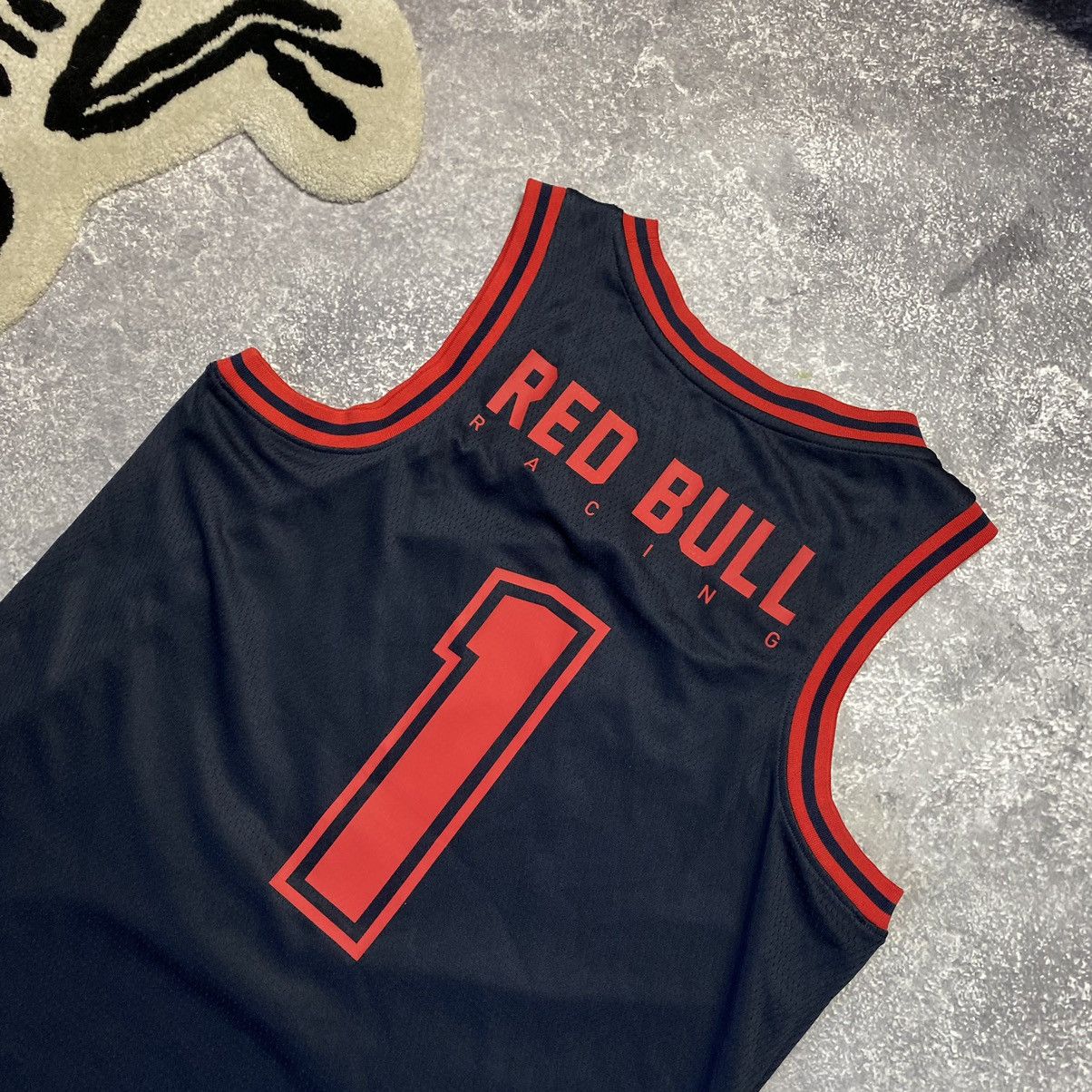 Red Bull Men’s Red Bull Racing Big Logo basketball Sleeveless Size US S / EU 44-46 / 1 - 11 Thumbnail