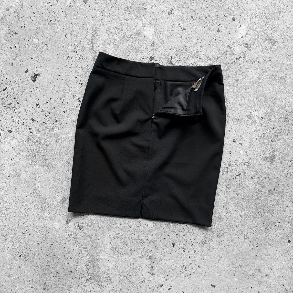 Designer Marc Aurel Women’s Black Solid Premium Skirt Size 27" / US 4 / IT 40 - 4 Thumbnail