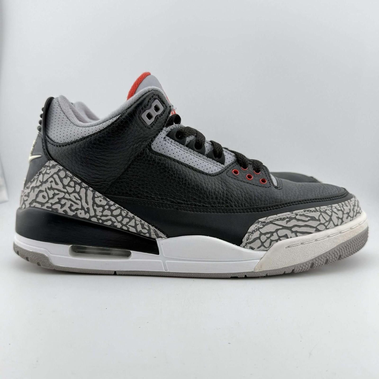 Jordan Brand Jordan 3 Black Cement 2018 US 9 Used No Box Size US 9 / EU 42 - 4 Thumbnail