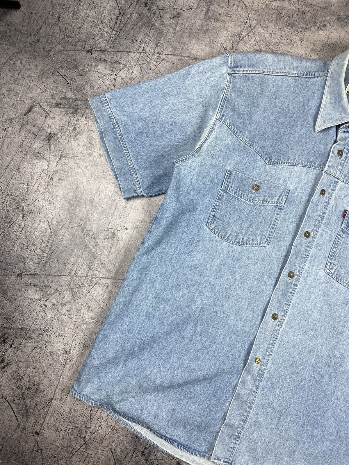 Levi's × Levi's Vintage Clothing × Vintage Vintage Levis Button Up Denim Shirt 90s y2k Size US XL / EU 56 / 4 - 4 Thumbnail