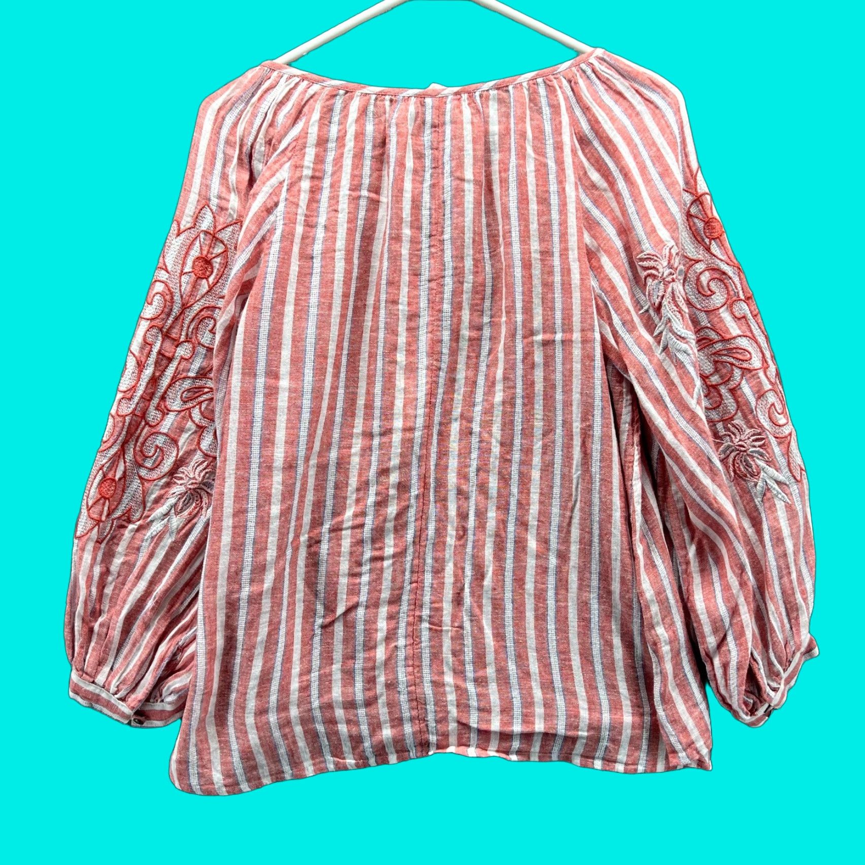 Anthropologie Anthropologie Shirt Womens Medium Red White Striped Embroidered Boho Akemi + Kin Blouse Casual Mens? Size M / US 6-8 / IT 42-44 - 1 Thumbnail