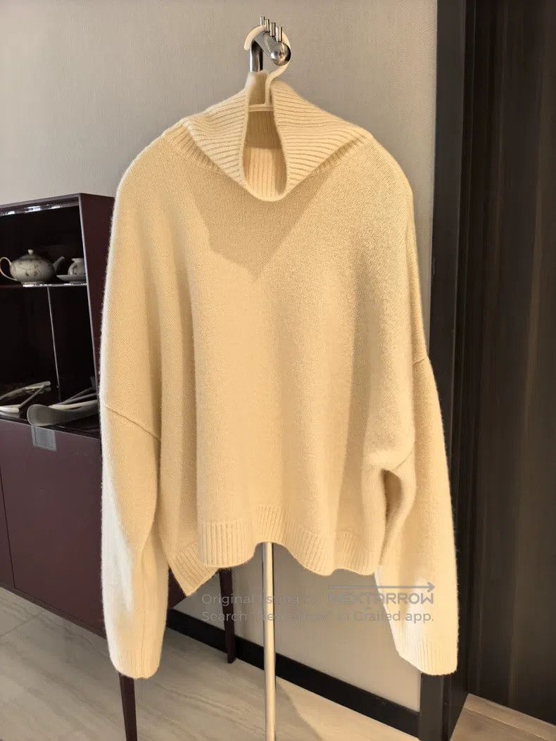 The row size 0 Turtleneck pullover