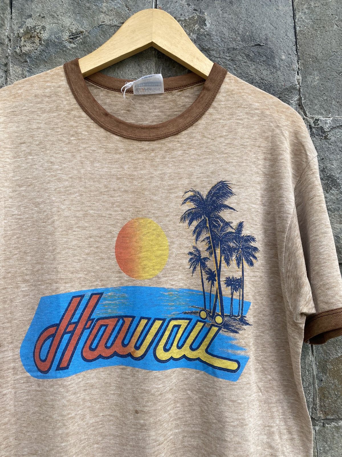 Hanes 80s Paper Thin Hawaii Sunset Ringer Tee Size US L / EU 52-54 / 3 - 3 Thumbnail