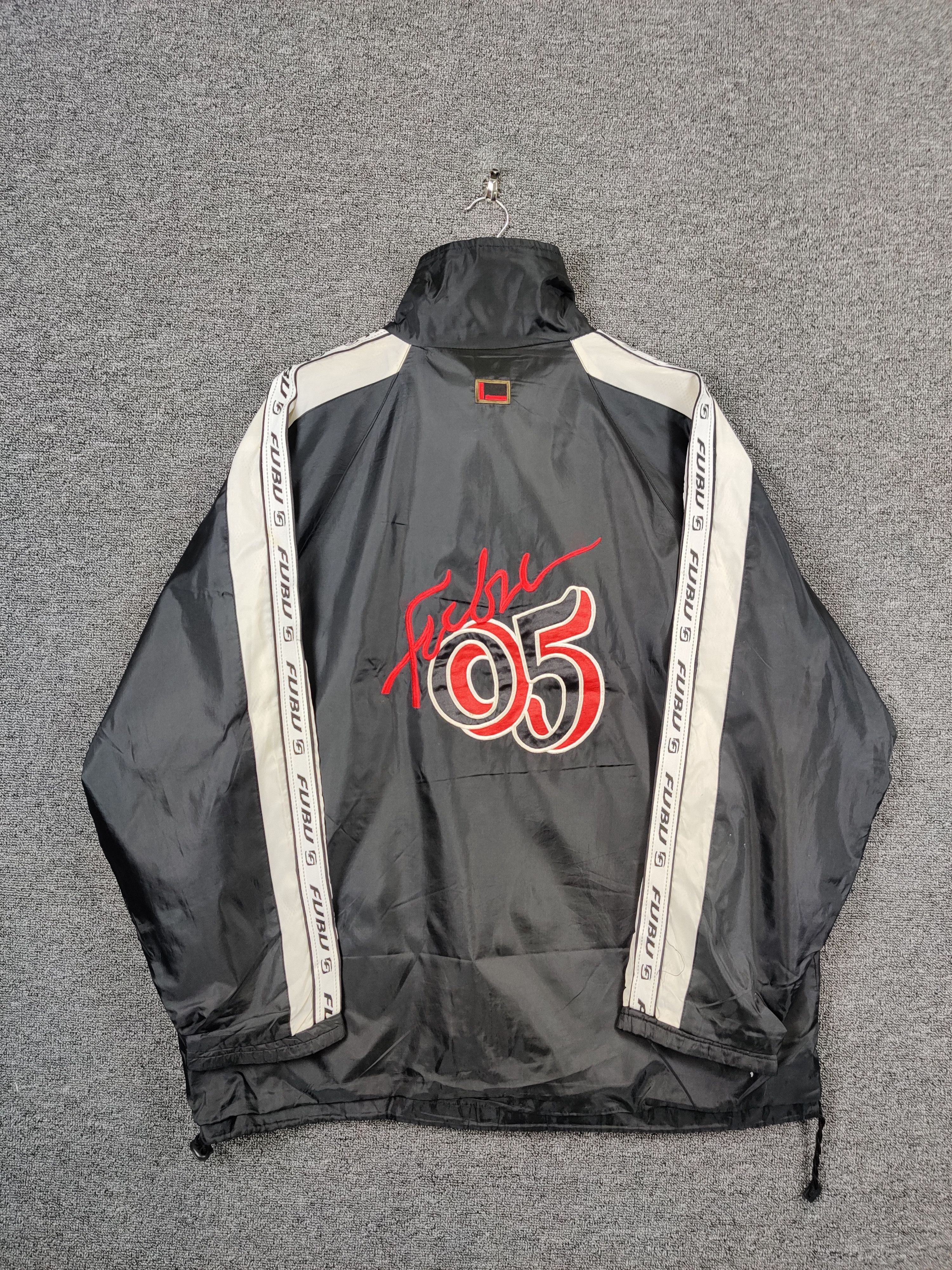 Fubu Vintage Fubu Embroidery Winbreaker Light Jacket Size US L / EU 52-54 / 3 - 1 Thumbnail