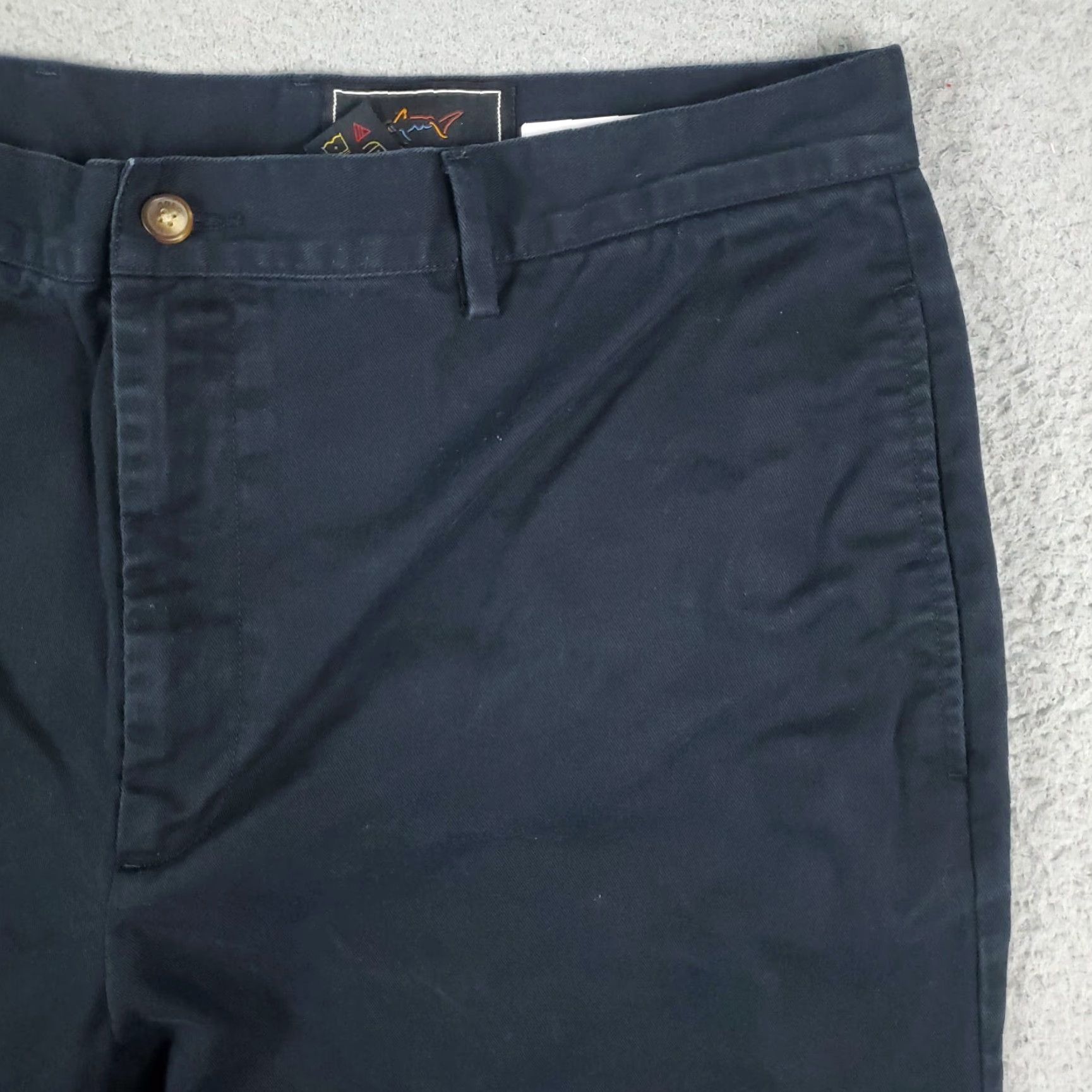 Vintage Greg Norman Men's Chino Shorts Size 34 Blue Flat Front Pockets Casual Classic Size US 34 / EU 50 - 3 Thumbnail