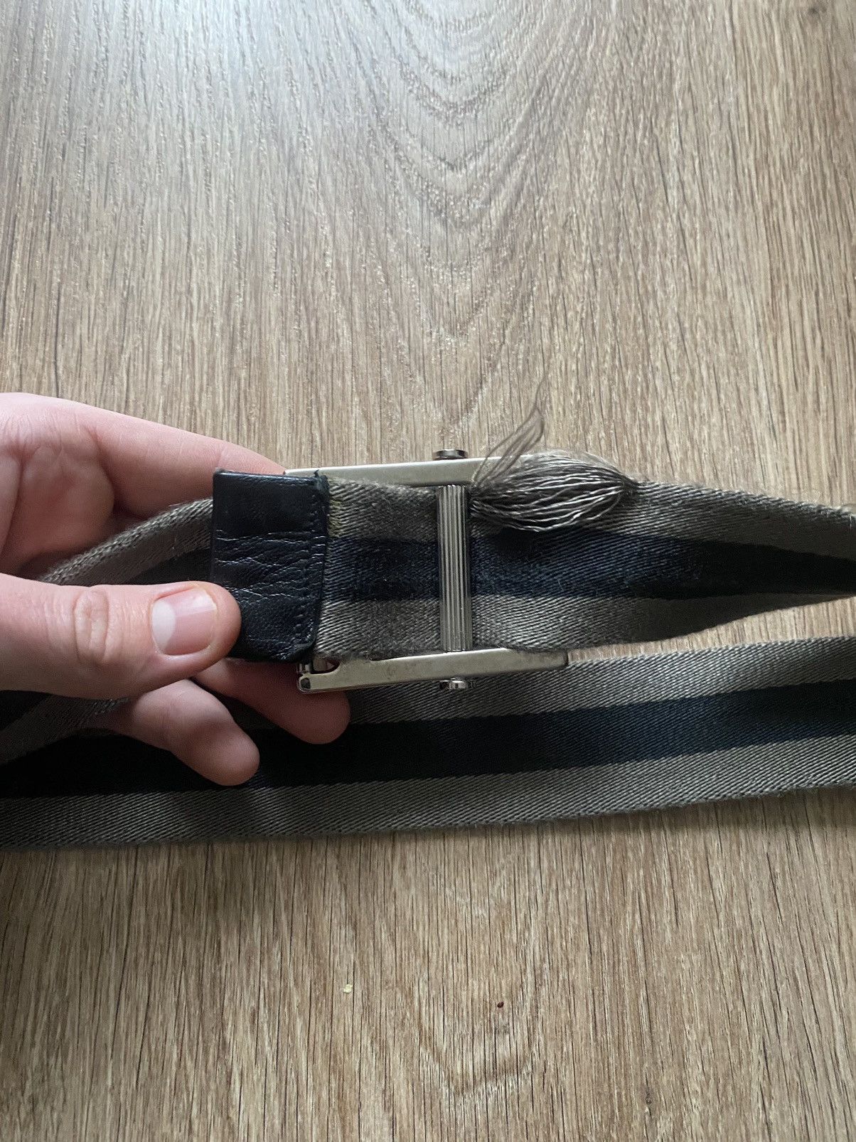 Gucci × Vintage Gucci Gray & Black leather Striped Buckle knitted Belt Size ONE SIZE - 9 Thumbnail