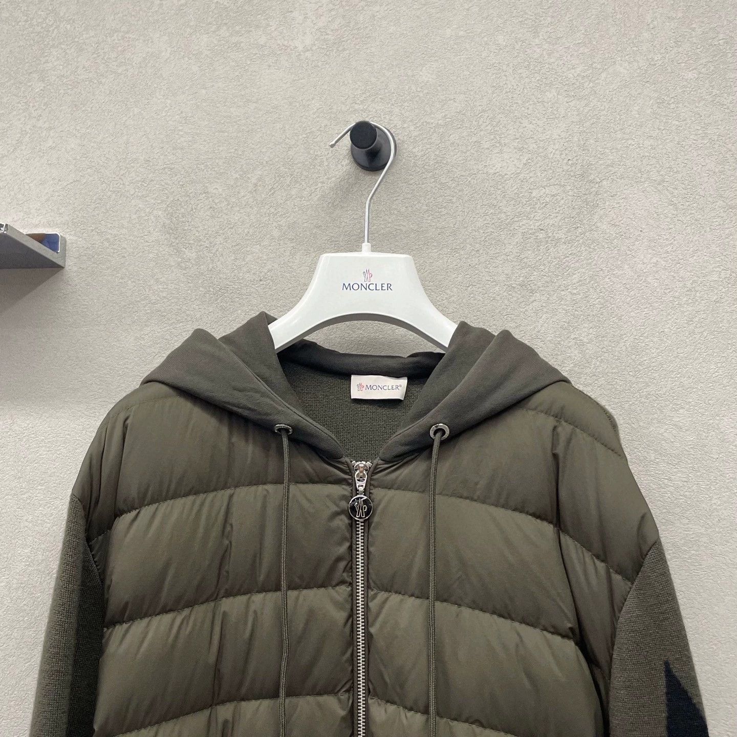 Moncler Genius moncler x beams army green down jacket Size US XL / EU 56 / 4 - 4 Thumbnail