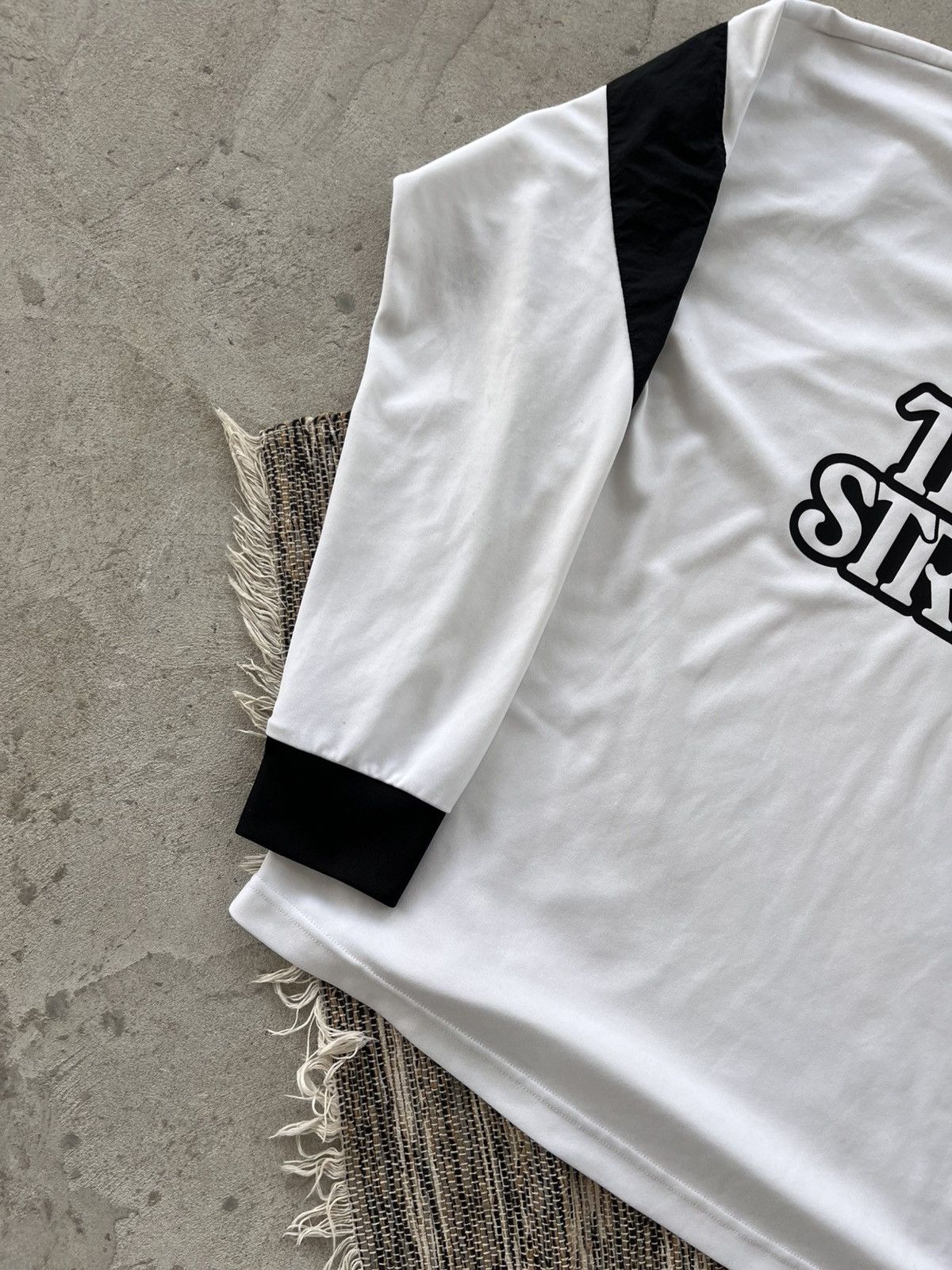 Adidas Adidas White Black LongSleeve Shirt Soccer style Y2K tee Size US M / EU 48-50 / 2 - 3 Thumbnail