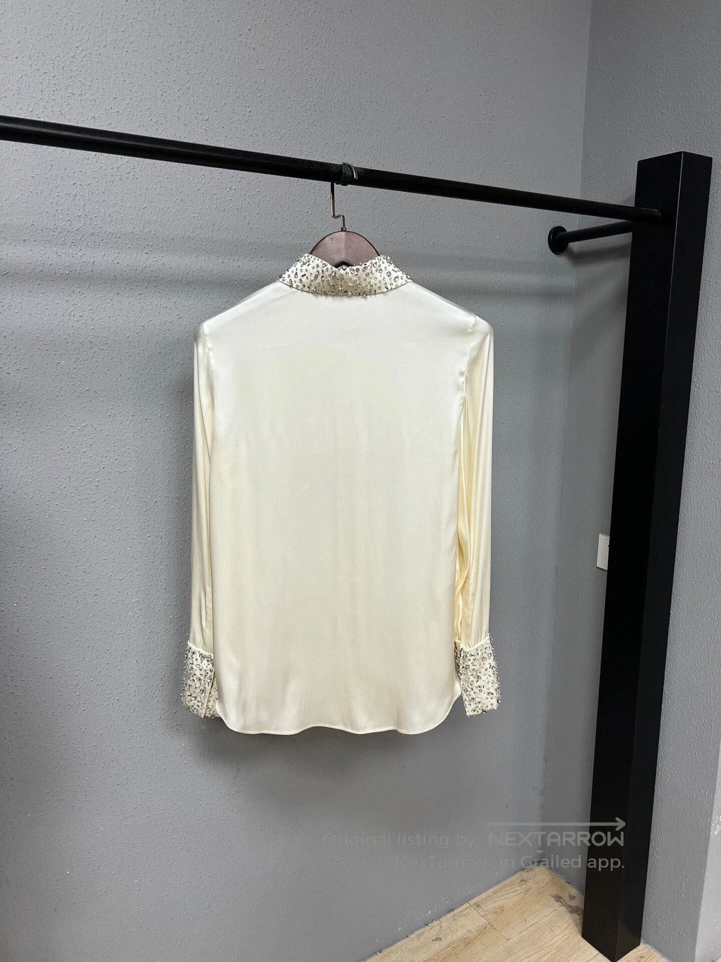 Other miumiu crystal silk blouse in size 38. Size S / US 4 / IT 40 - 2 Thumbnail