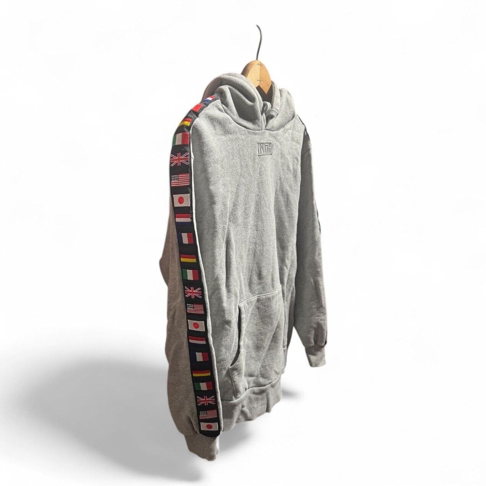 Kith Kith Love Thy City Hoodie Gray International Flags Size XL Size US XL / EU 56 / 4 - 5 Thumbnail