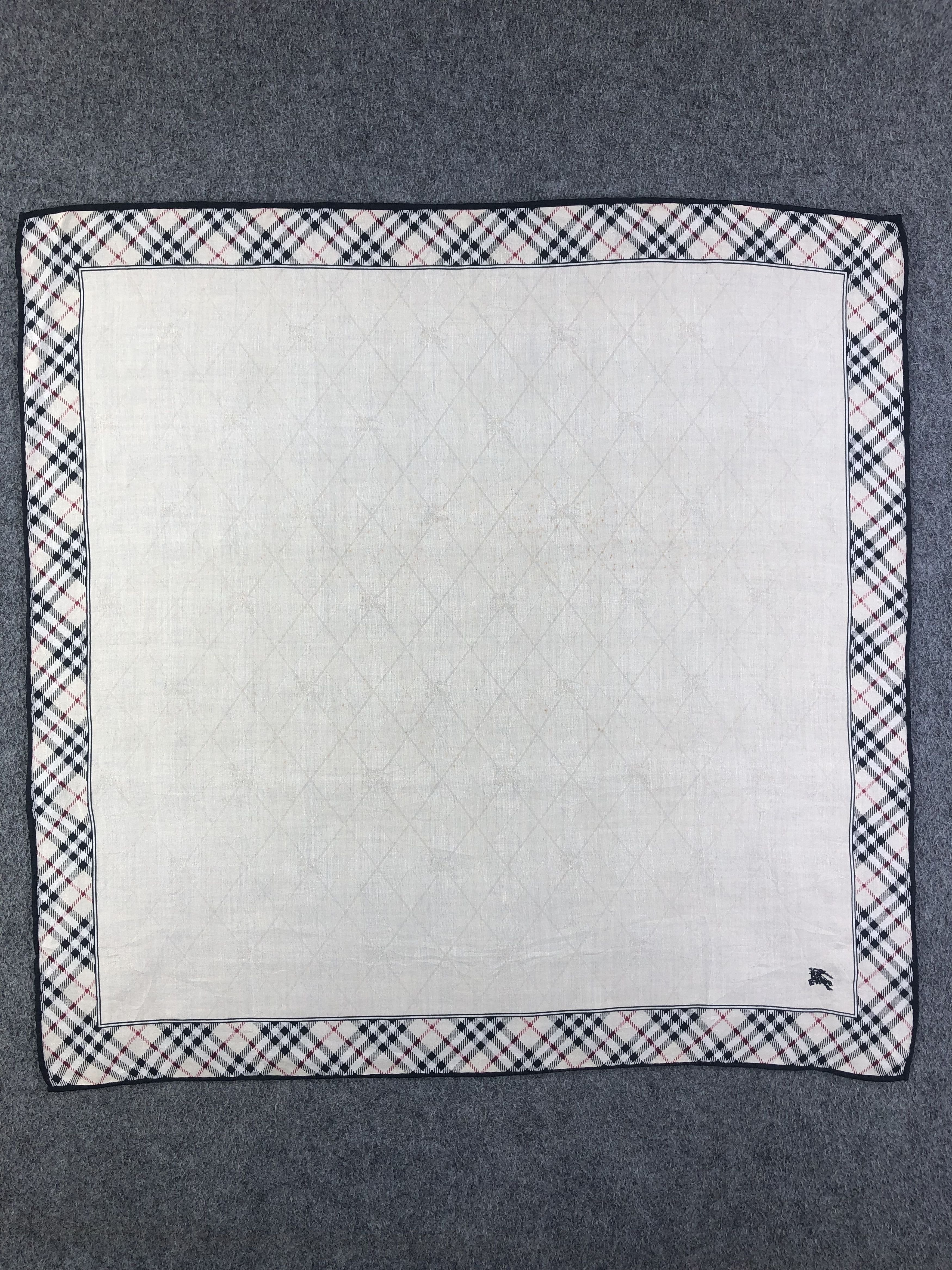 Burberry Burberry Handkerchief / Bandana / Neckerchief Size ONE SIZE - 3 Thumbnail