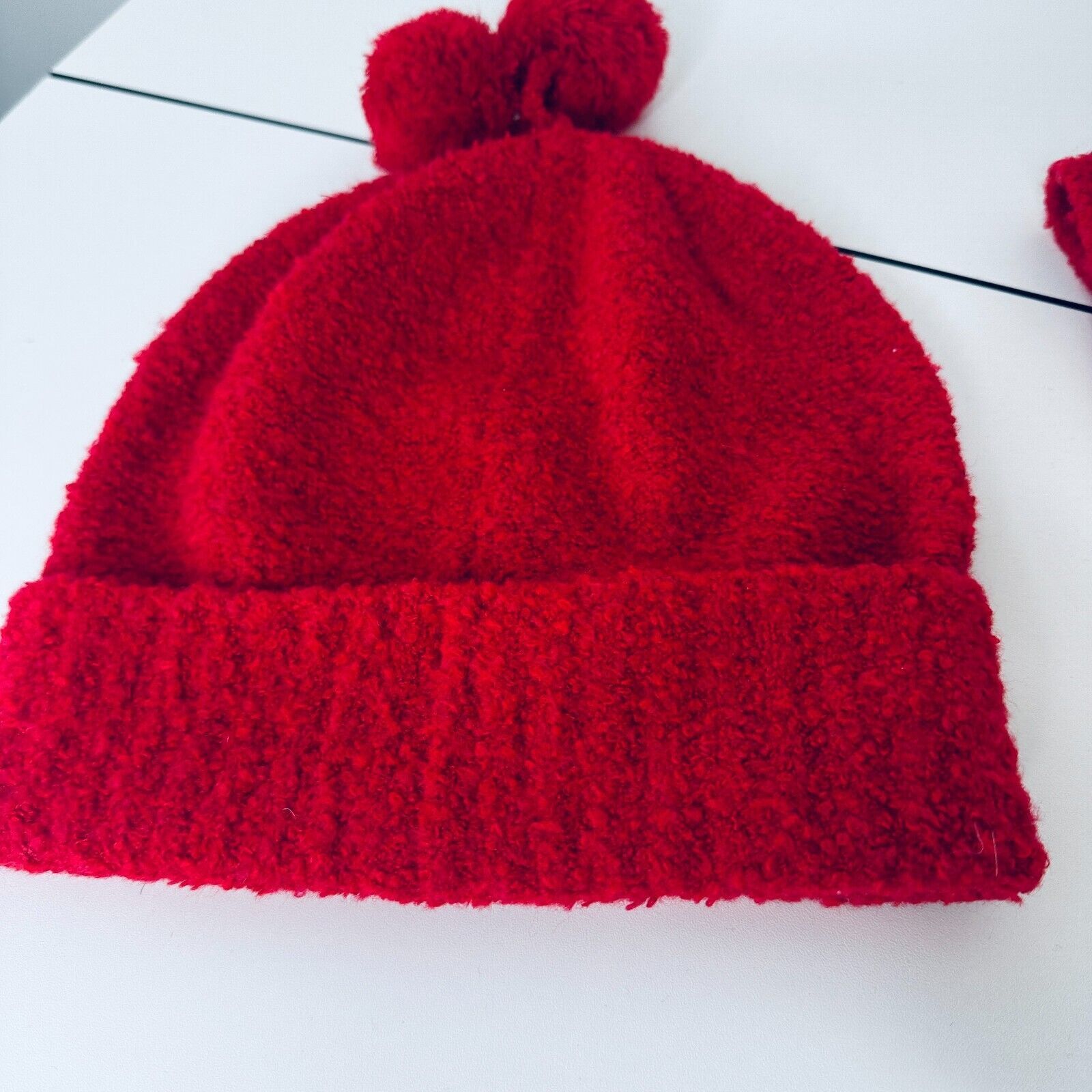 Other NWOT Moda Intl Red Ribbed Hat Scarf Gloves Set Pom Poms OS Size ONE SIZE - 4 Thumbnail