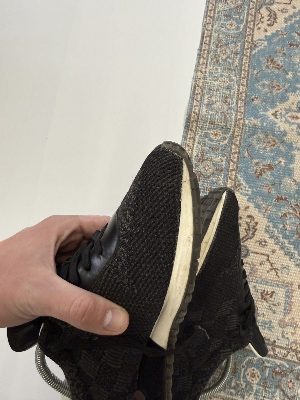 Louis Vuitton Louis Vuitton Damier Run Away Sneakers Shoes Size US 6.5 / EU 39-40 - 11 Thumbnail