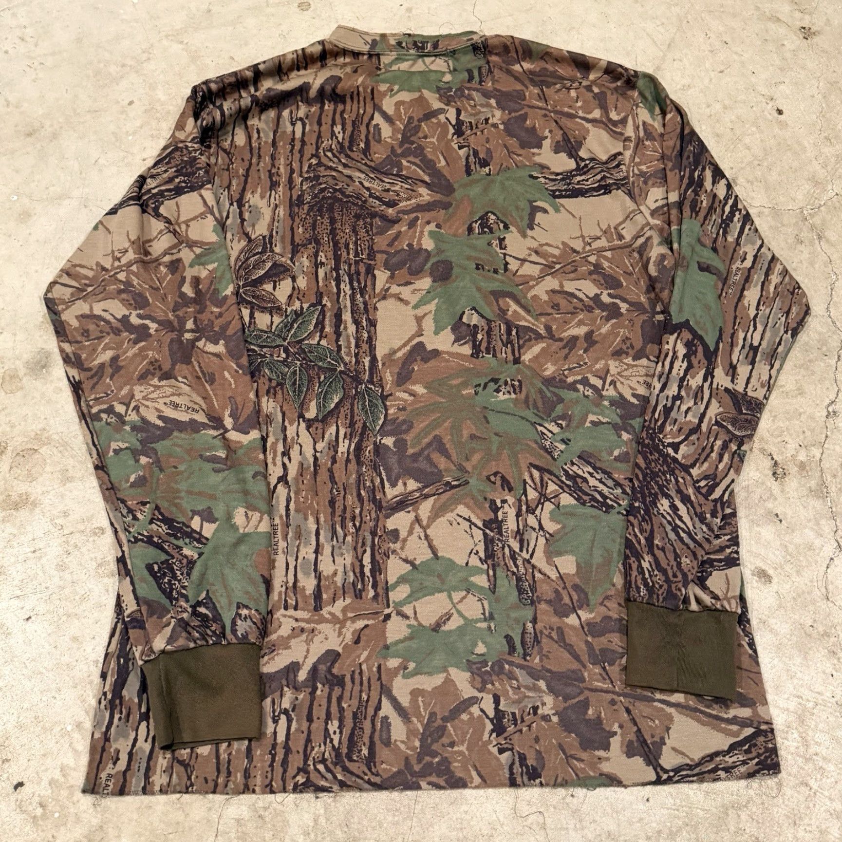 Realtree VINTAGE Gander Mountain Long Sleeve Mens XL Henley Brown Camo Realtree 90s Shirt Size US XL / EU 56 / 4 - 2 Thumbnail