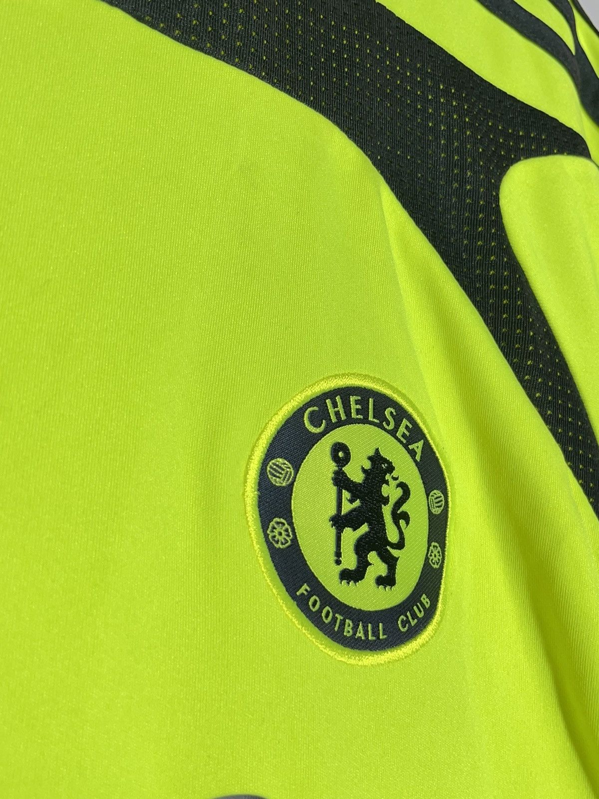Adidas × Chelsea Soccer Chelsea Umbro Y2k Streetwear 2007/08 Away Football Shirt Size US XL / EU 56 / 4 - 4 Thumbnail