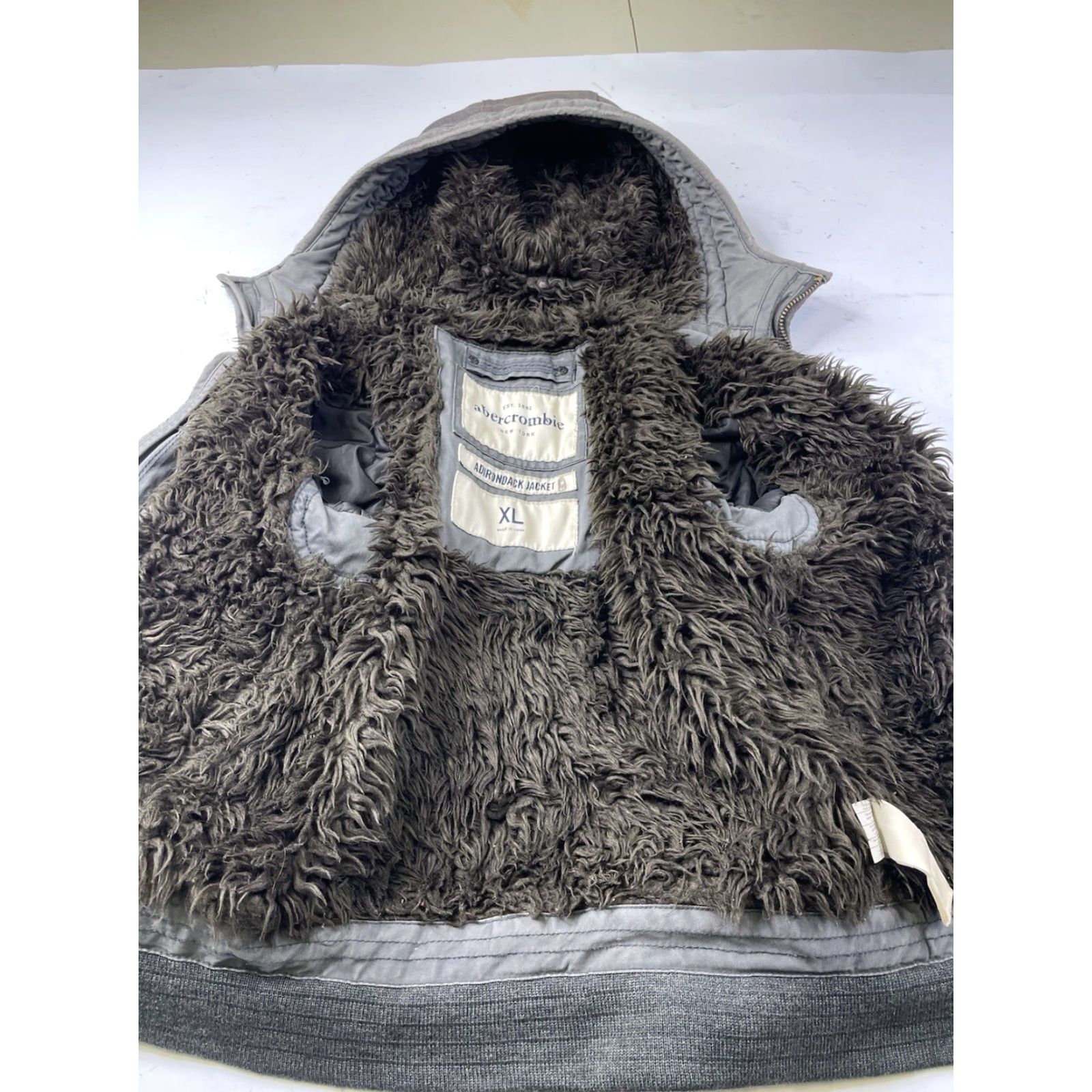 Vintage Abercrombie New York Adirondack Jacket Hoodie Women’s XL Sweatshirt Fur Heavy Gray Long Sleeve Full Zip Size XL / US 12-14 / IT 48-50 - 2 Thumbnail