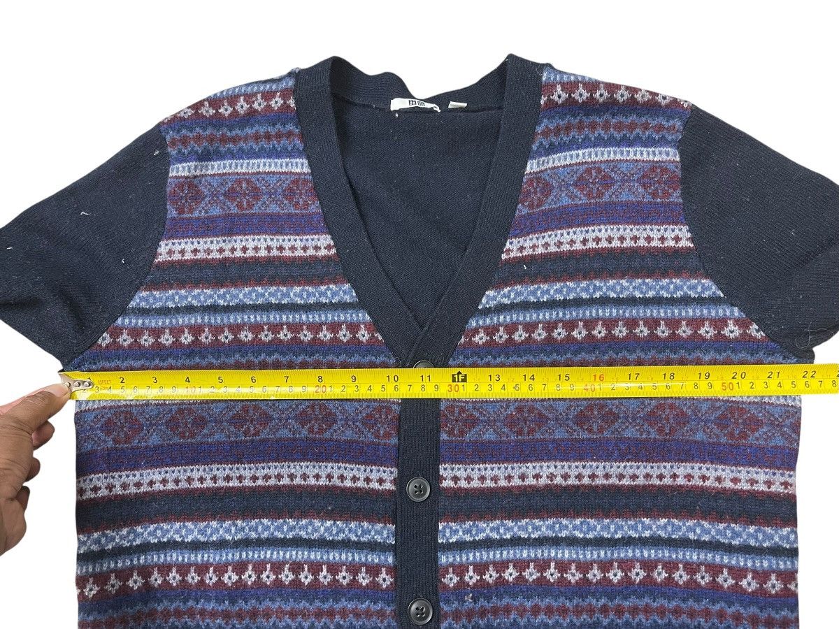 Uniqlo Vintage Uniqlo Aztec Cardigan Sweater Streetwear Size US L / EU 52-54 / 3 - 7 Thumbnail