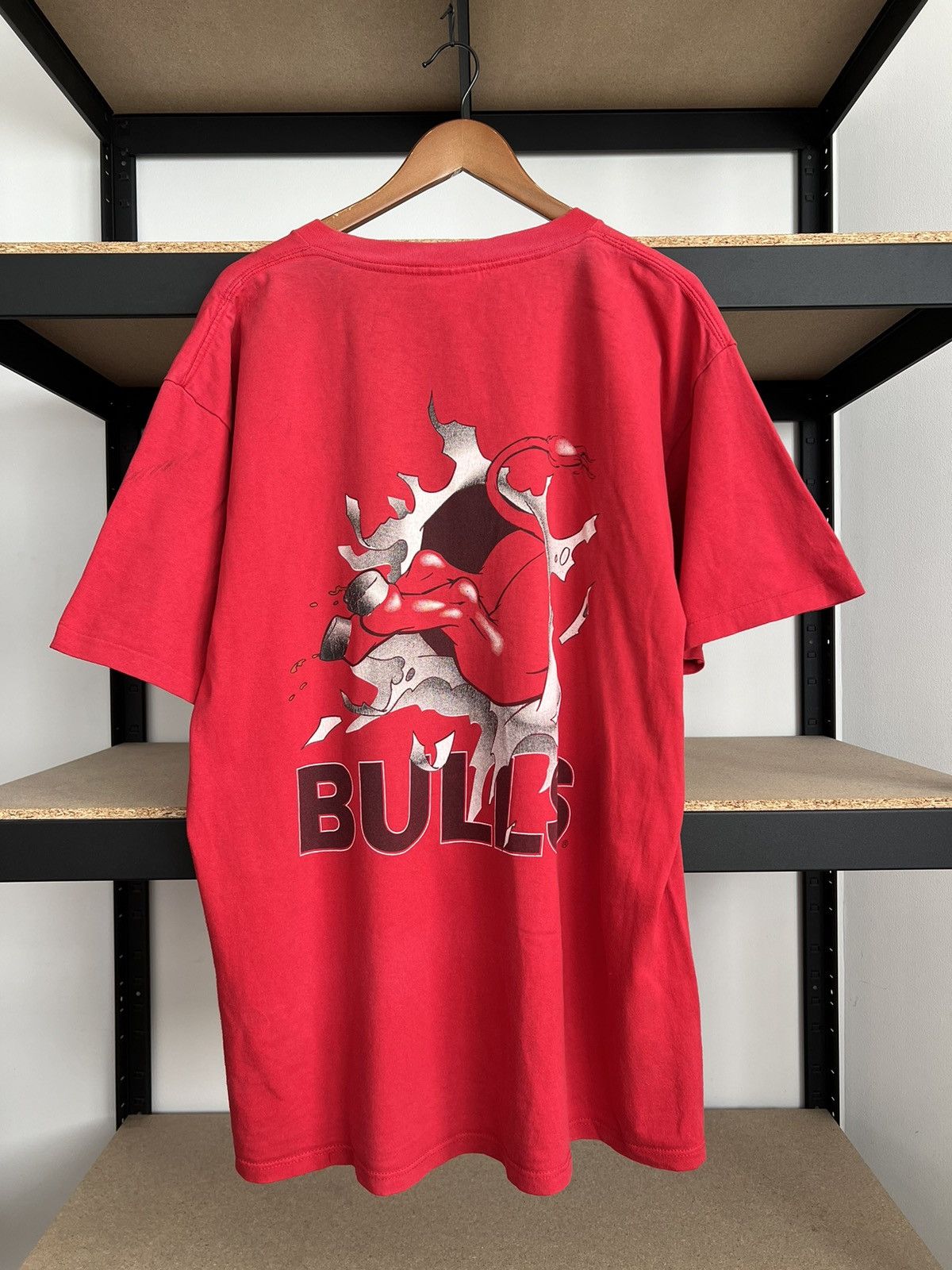 NBA Vintage 90s Chicago Bulls NBA Basketball Nutmeg Red T-shirt Size US XL / EU 56 / 4 - 2 Thumbnail