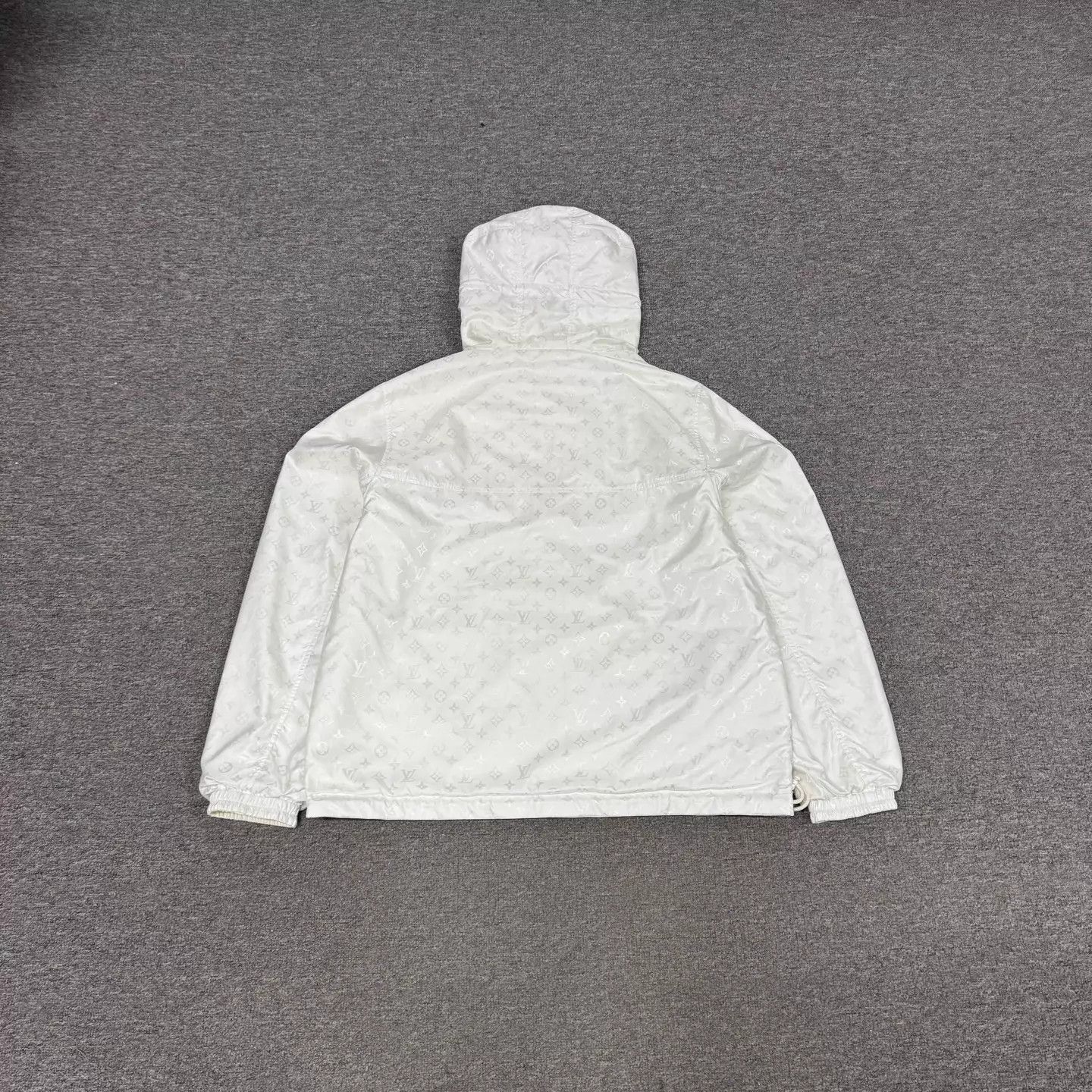 Louis Vuitton LV double-sided Monogram white hooded jacket size52 Size US L / EU 52-54 / 3 - 3 Thumbnail
