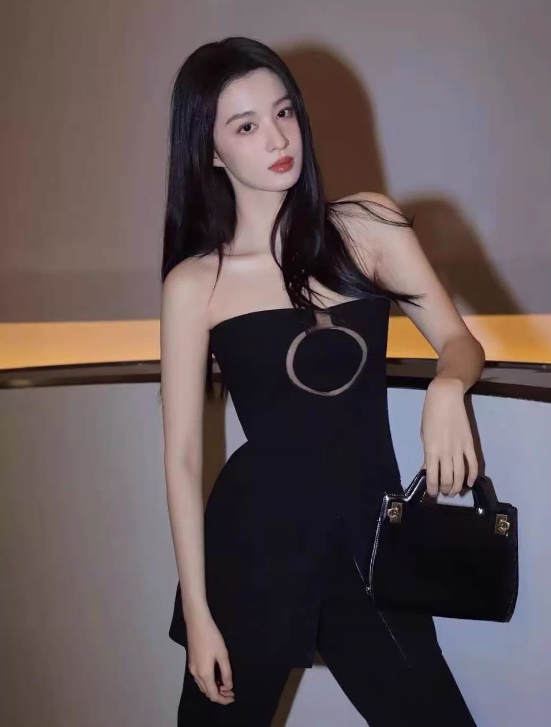 Salvatore Ferragamo Ferragamo 2way Tote Bag Black & Gold Leather 19x14x6 Size ONE SIZE - 6 Thumbnail